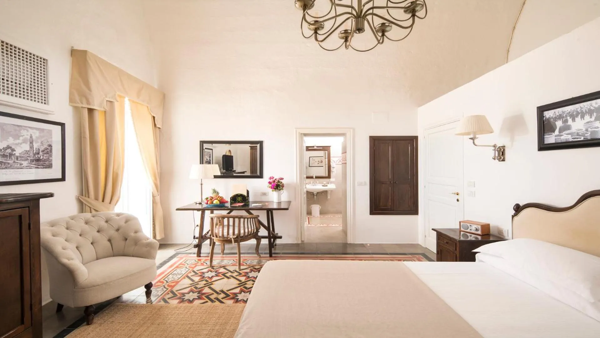 Photo of the whole room, Bed in Masseria Torre Coccaro