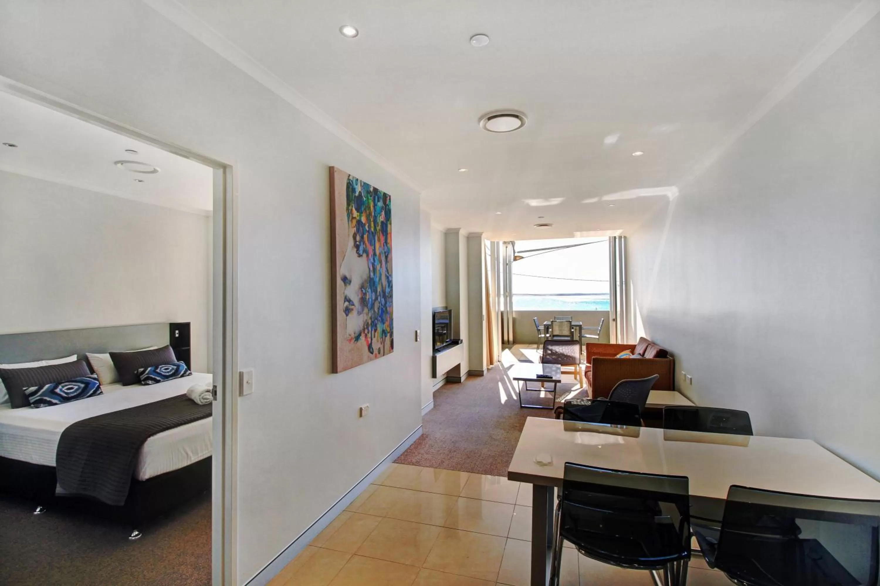 Bedroom, Bed in Sandcastle Apartments