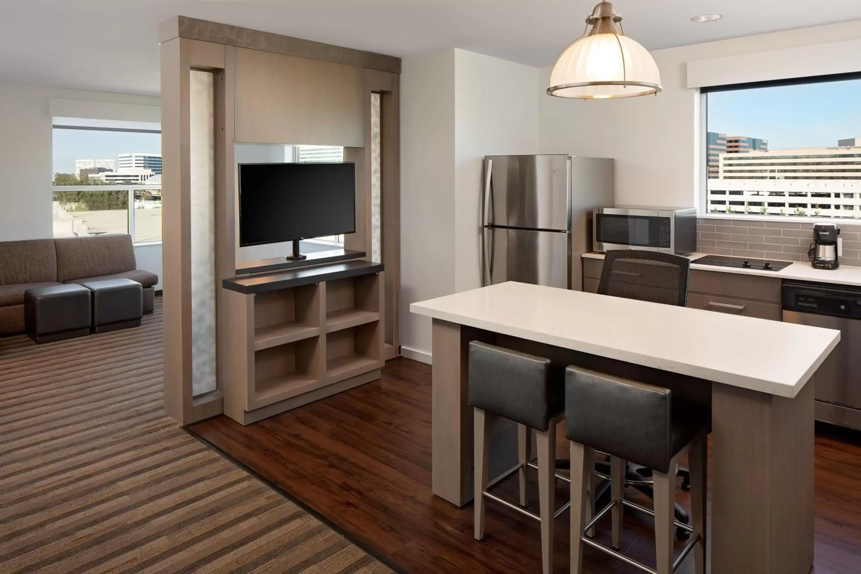 One-Bedroom King Suite with Shower - Disability Access in Hyatt House Irvine/John Wayne Airport One-Bedroom King Suite with Shower - Disability Access in Hyatt House Irvine/John Wayne Airport