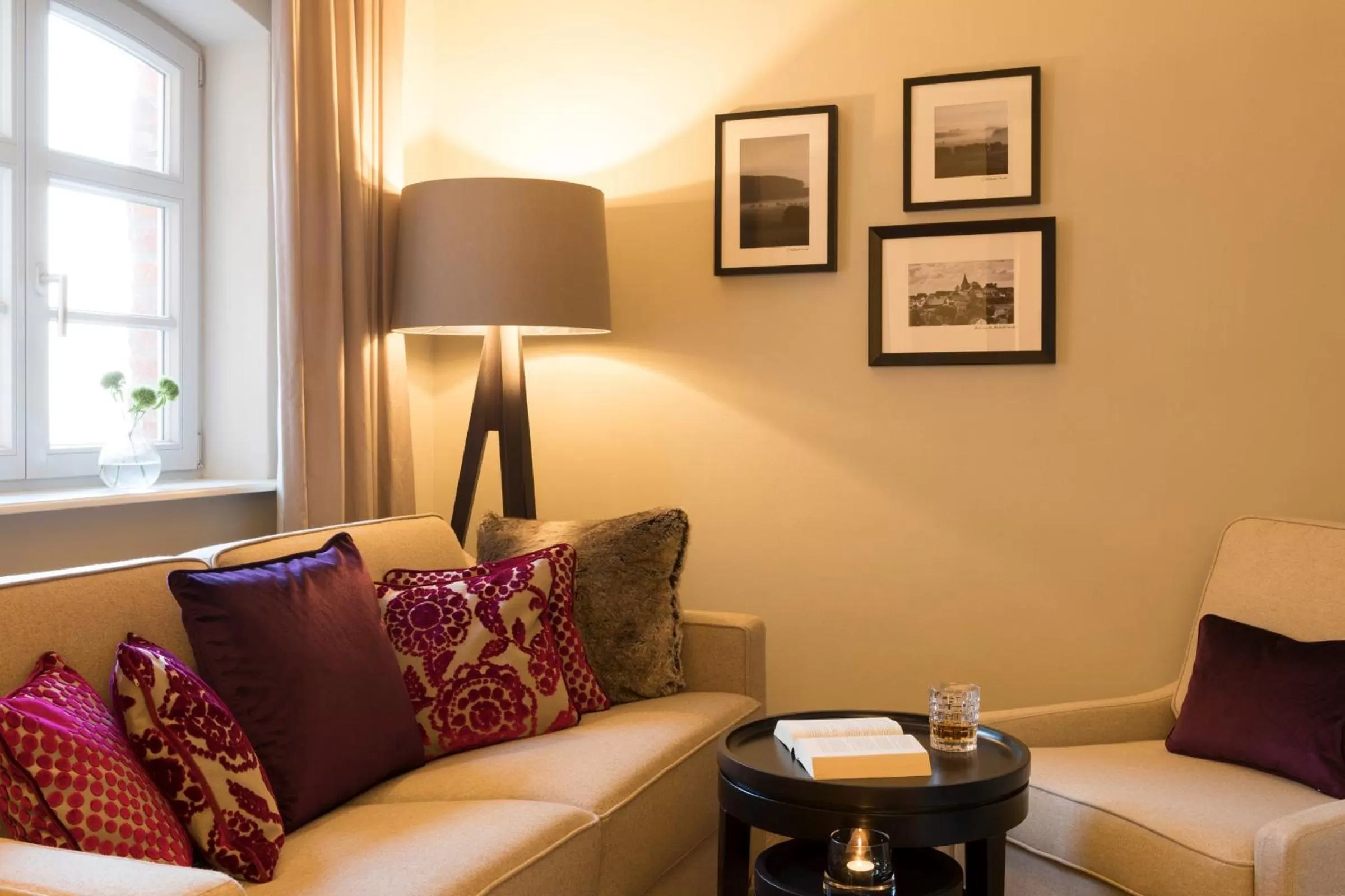 Photo of the whole room in Hotel Brunnenhaus Schloss Landau