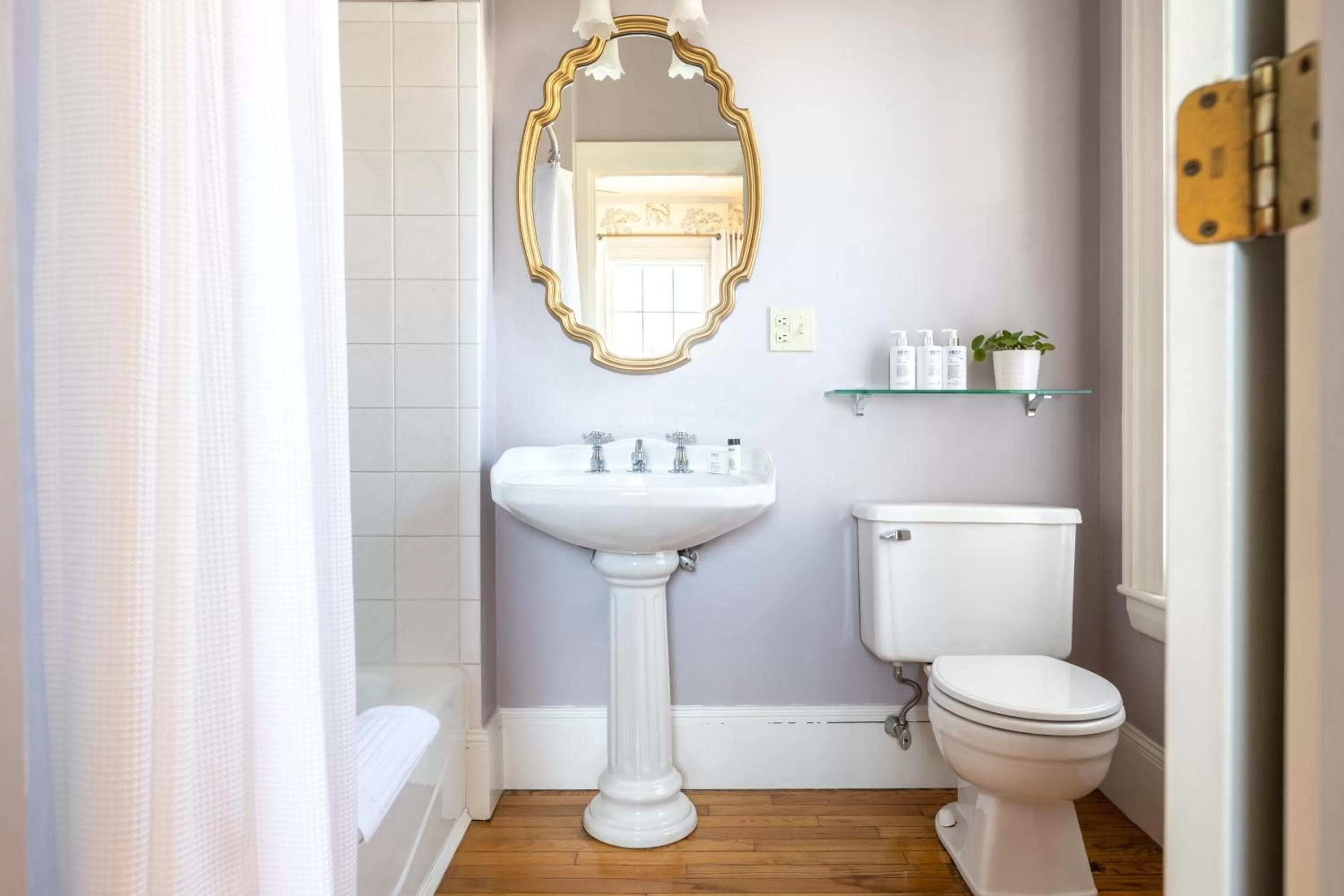 Bathroom in The Water Street Inn