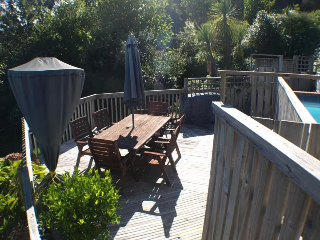 BBQ facilities in Grafton Cottage & Chalets