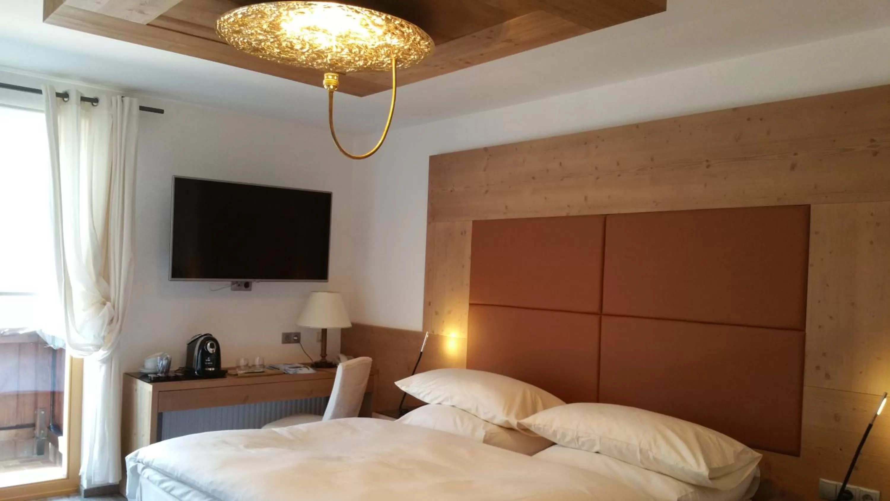 Photo of the whole room, Bed in Hotel Vergeiner