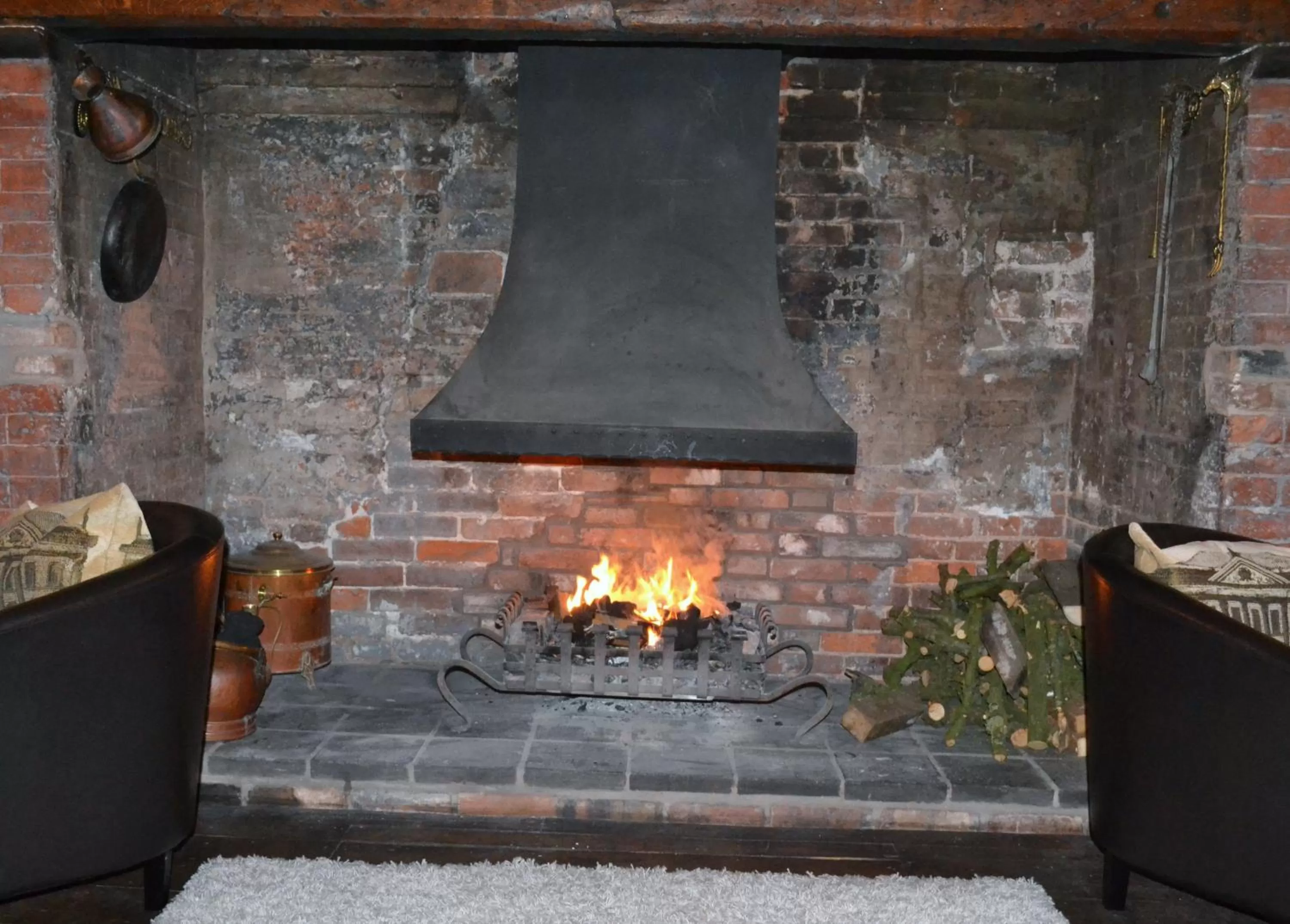 Lounge or bar in Ternhill Farm House - 5 Star Guest Accommodation with optional award winning breakfast