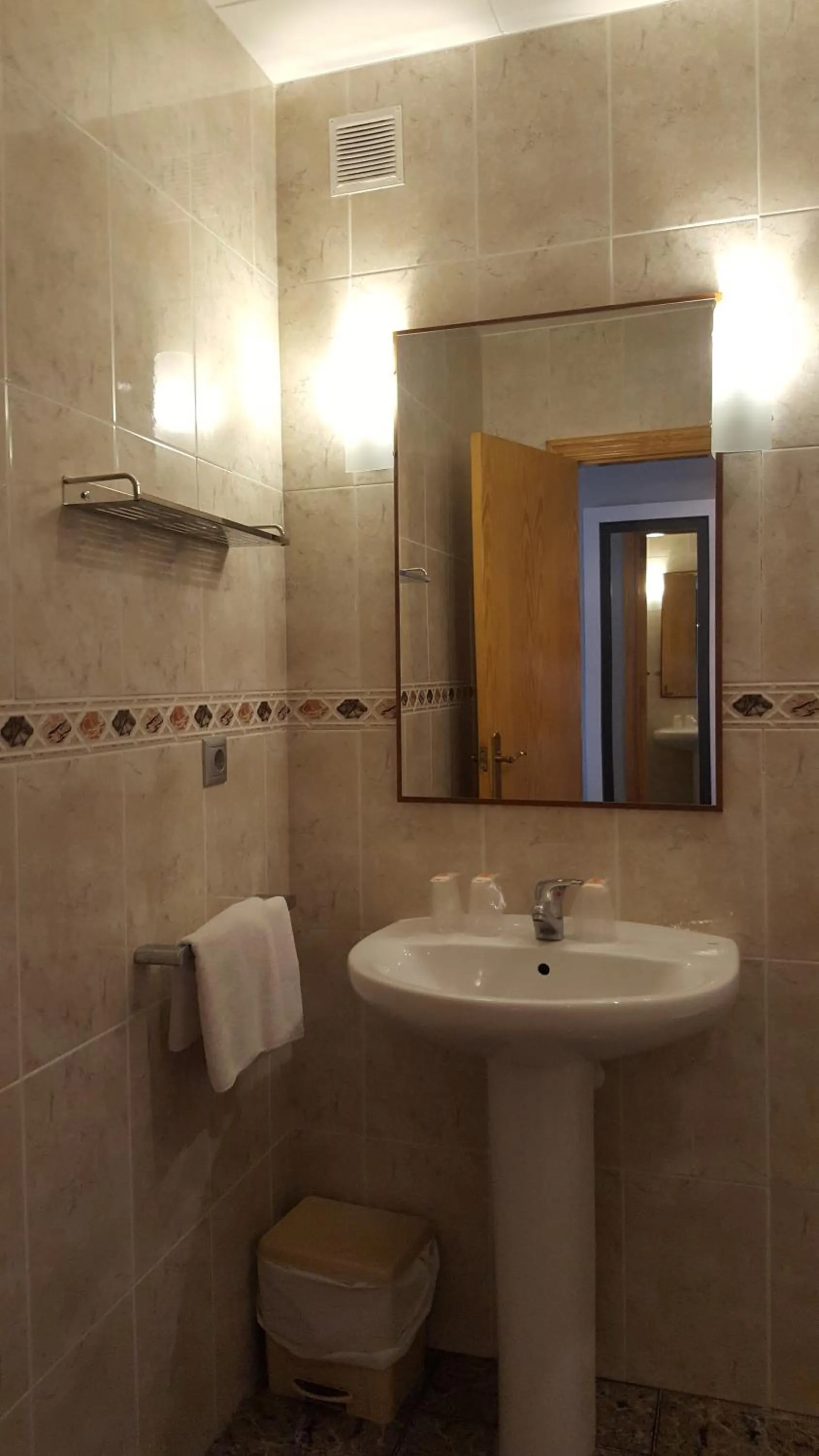 Toilet in Hotel La Bolera