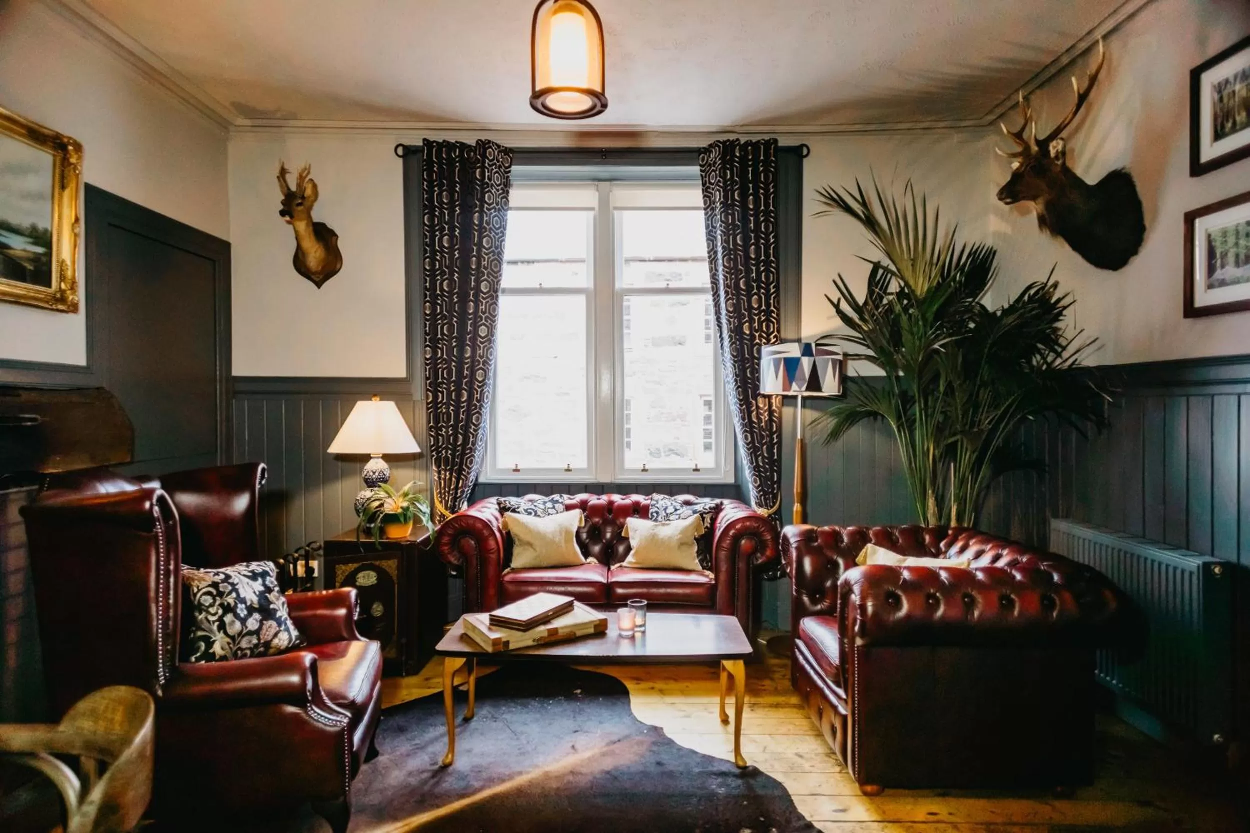 Lounge or bar in Coorie Inn Restaurant and Rooms