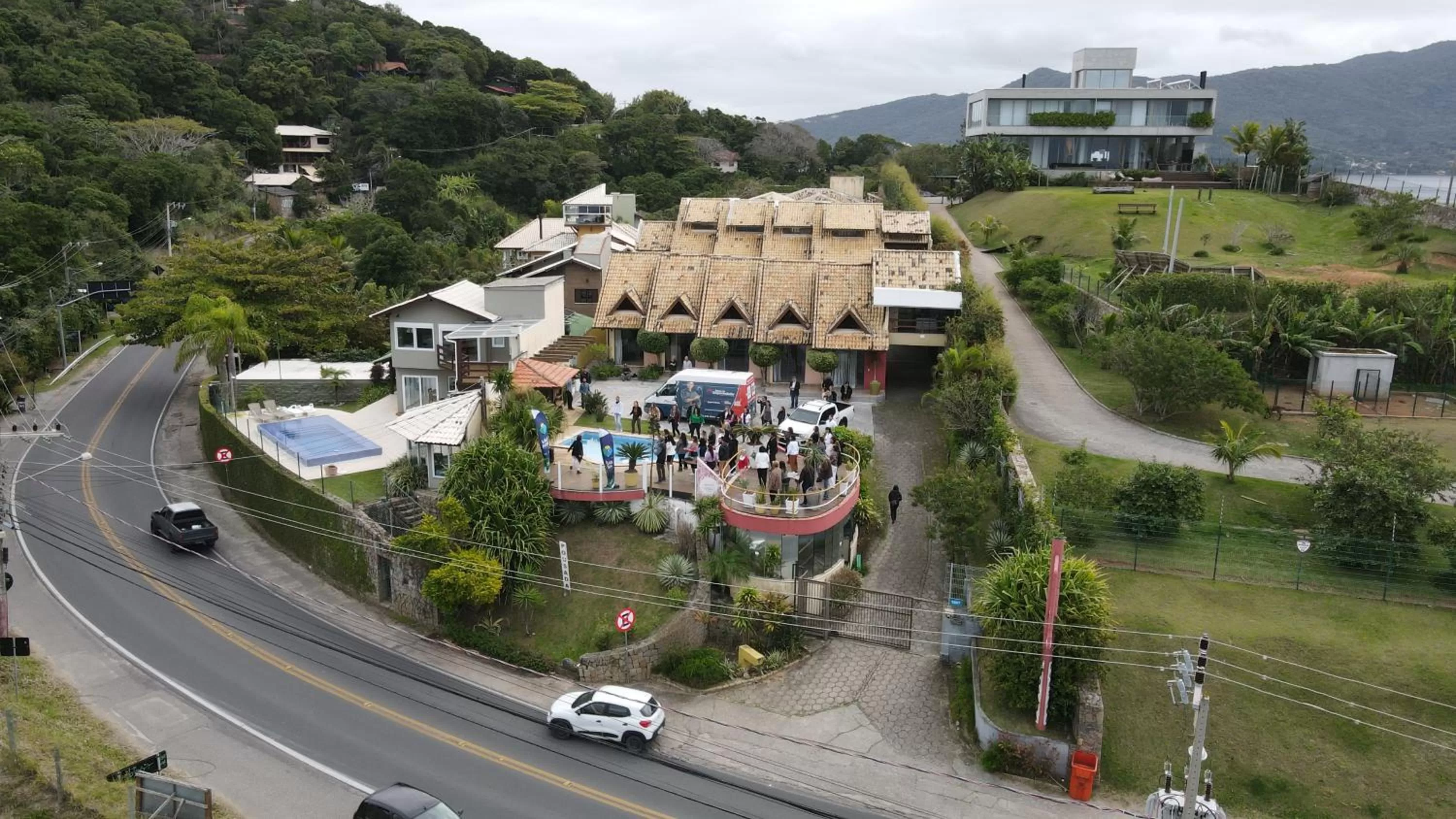 Bird's-eye View in Pousada Bangalôs Da Mole - Florianópolis