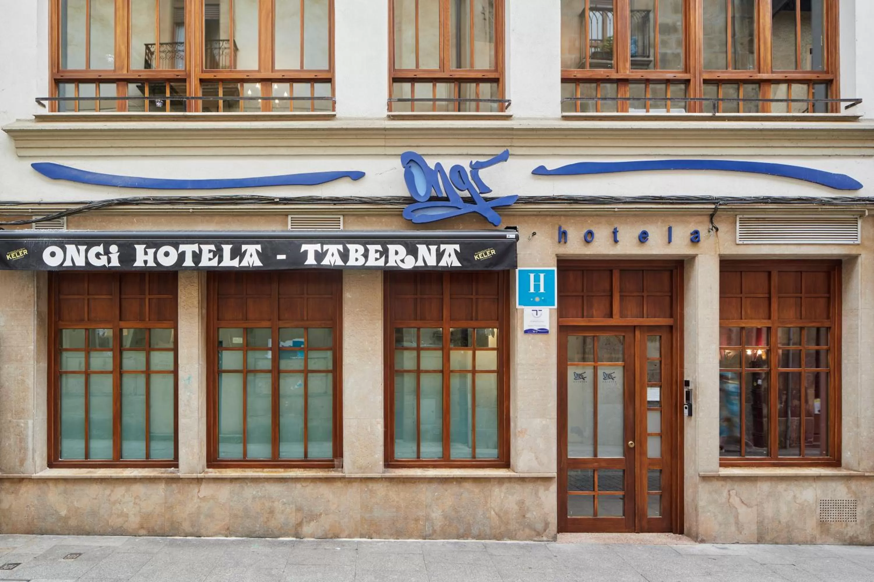 Restaurant/places to eat in IRAIPE Ongi Hotel Auto Check-in