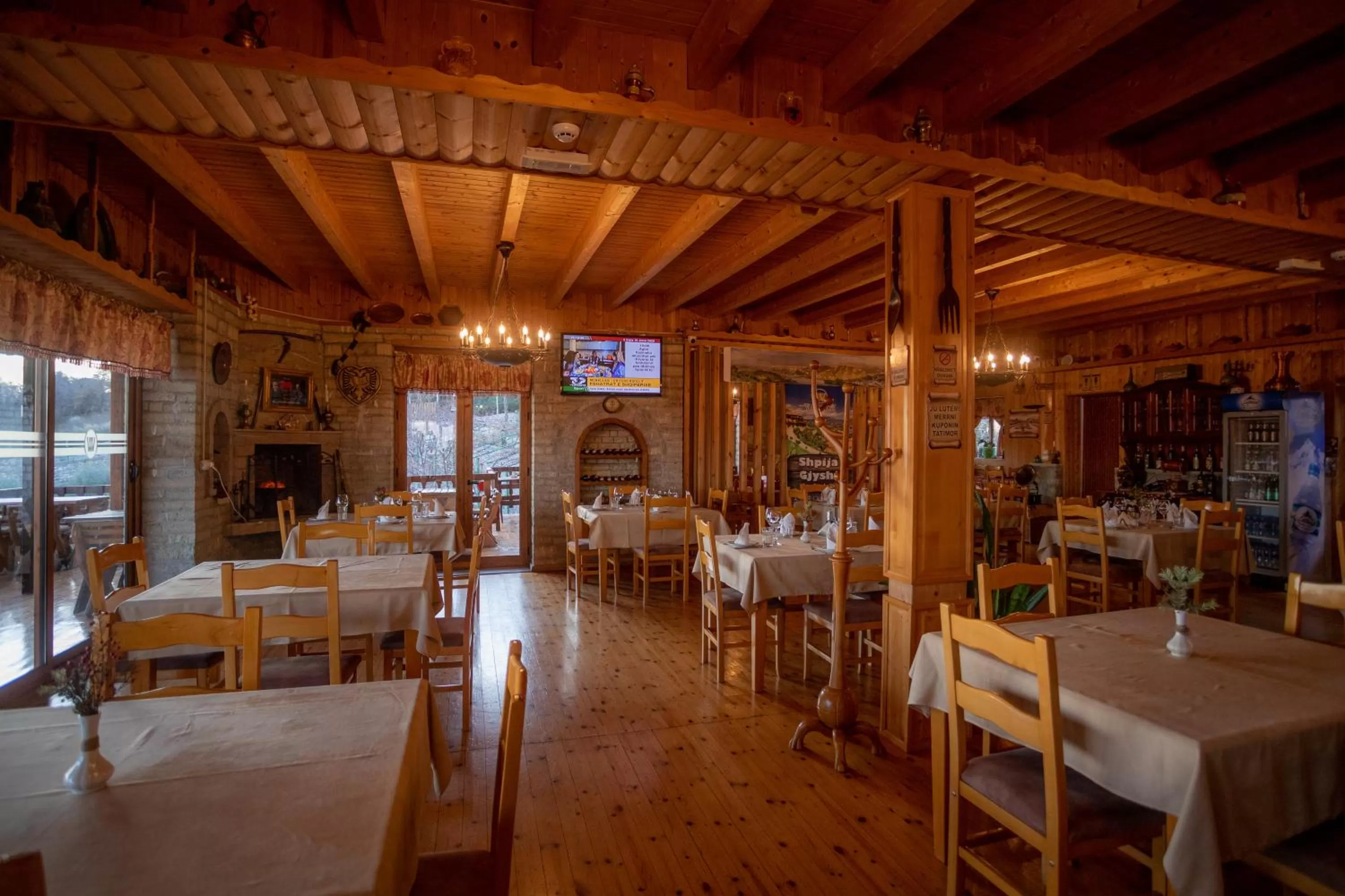 Property building, Restaurant/Places to Eat in OLD HOUSE