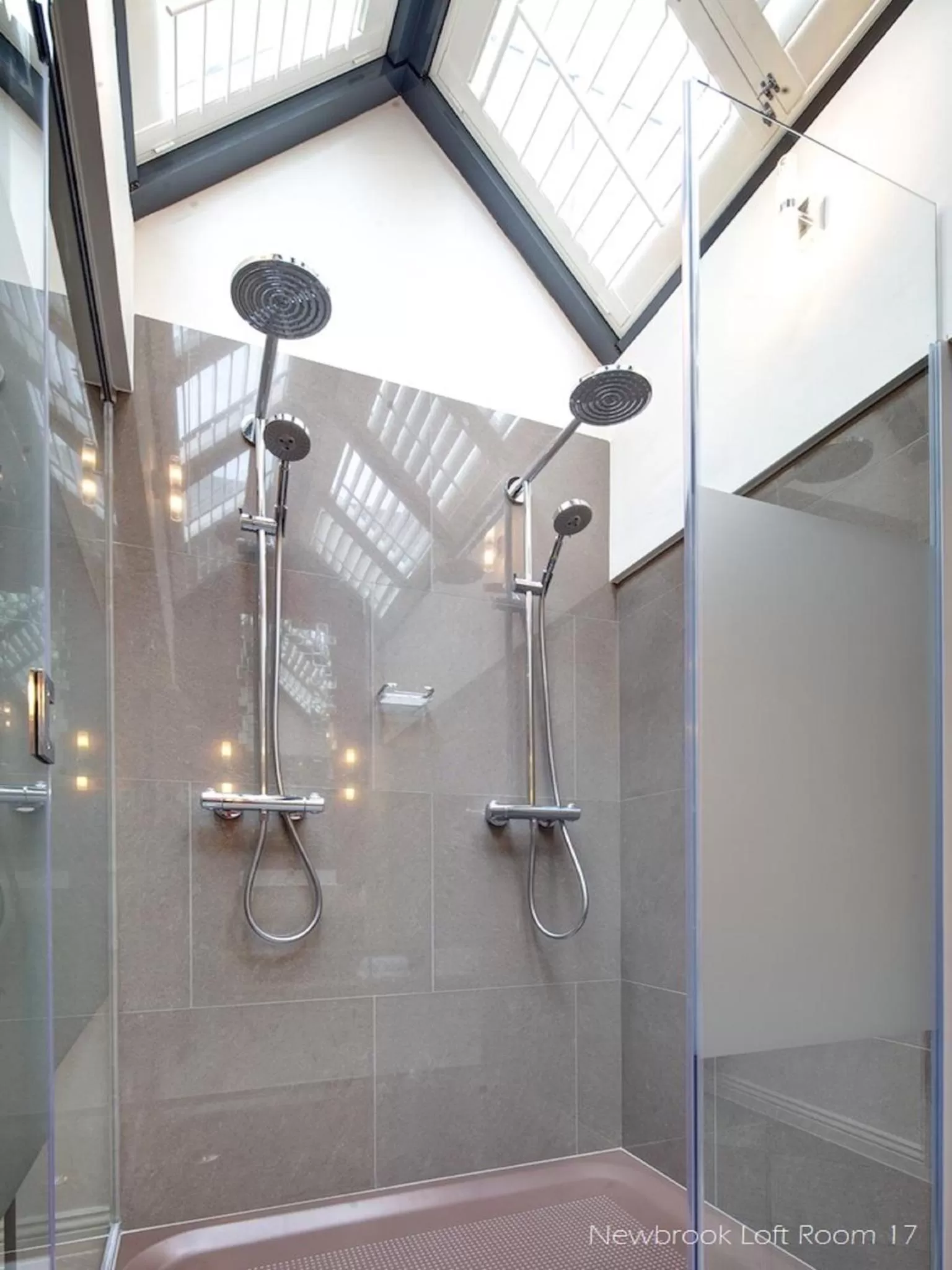 Bathroom in Oddfellows Chester Hotel & Apartments