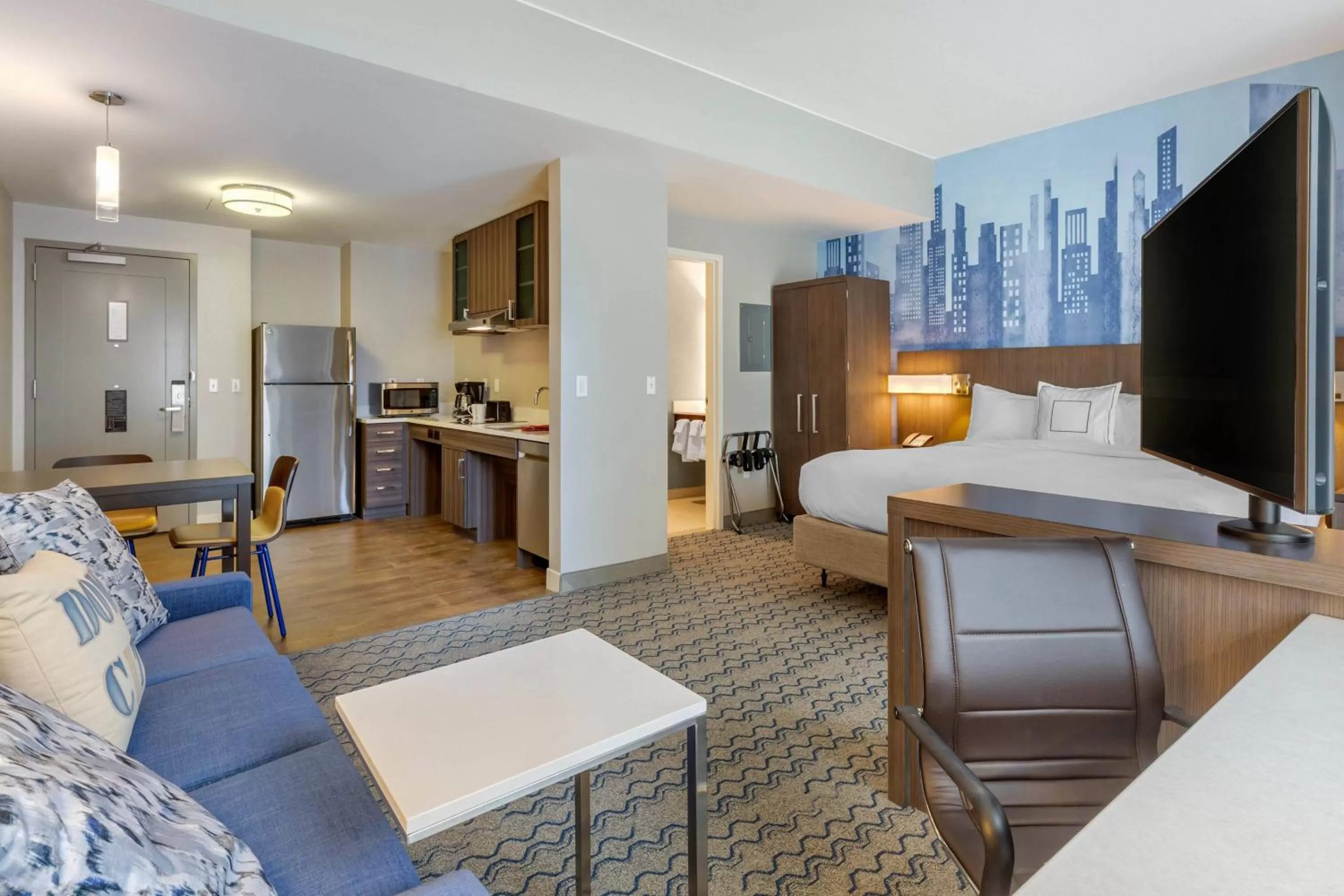 Bedroom, Bed in Residence Inn Providence Downtown