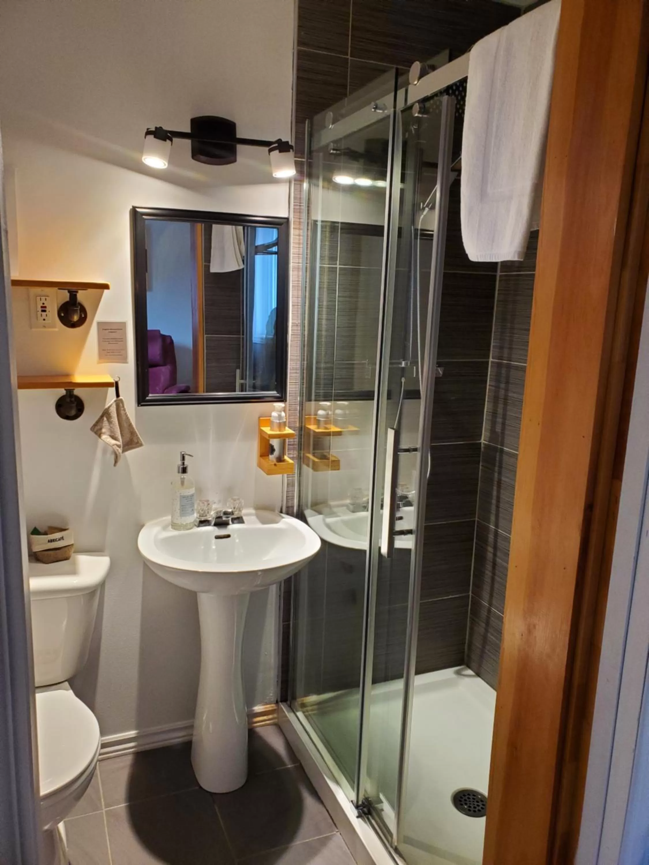 Bathroom in Motel Abricafé