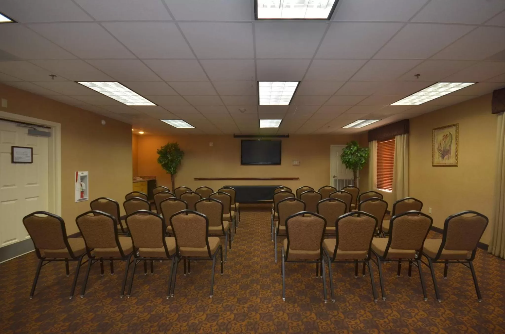 Meeting/conference room in Holiday Inn Express Las Vegas-Nellis by IHG
