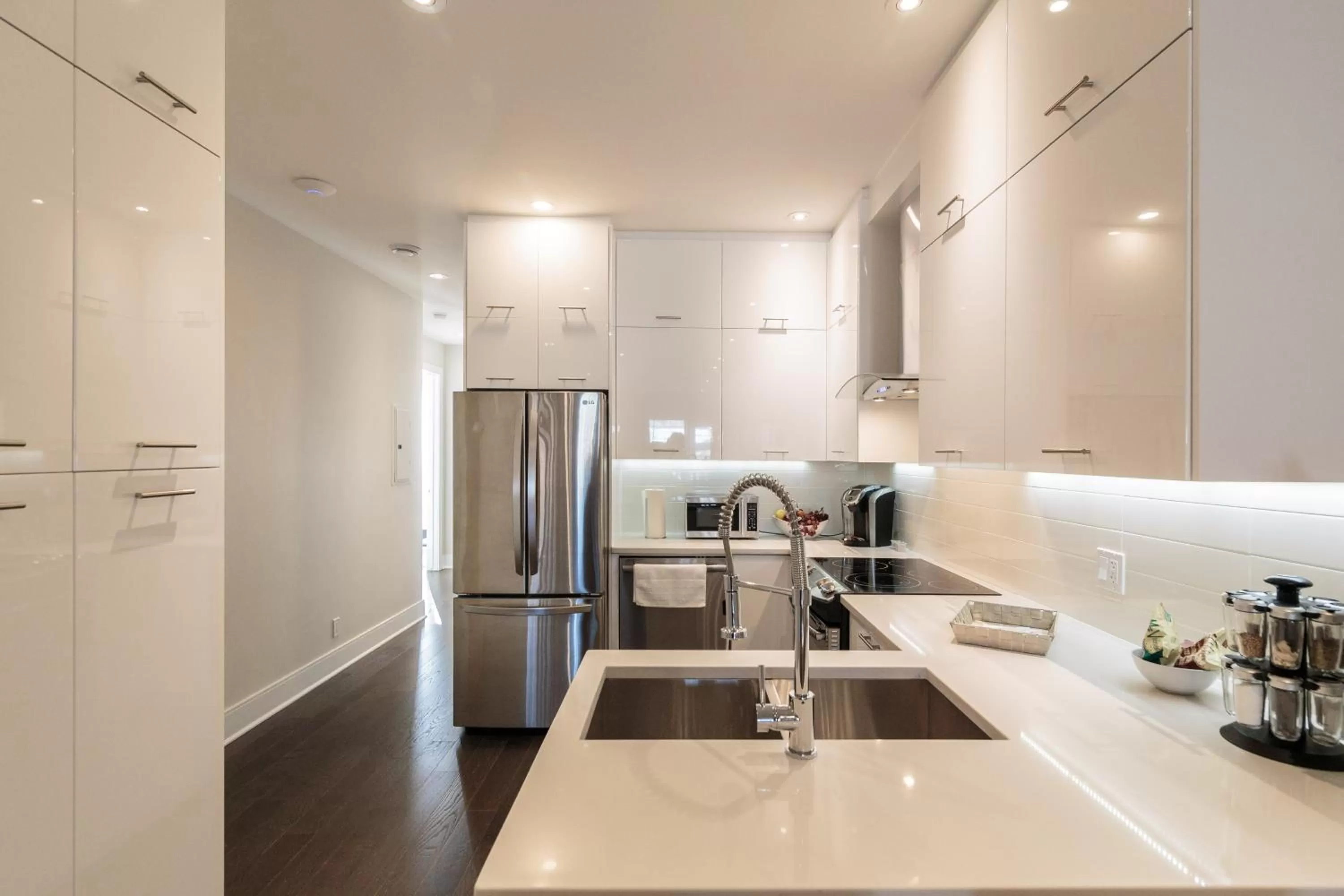 Kitchen or kitchenette in Parc Avenue Lofts