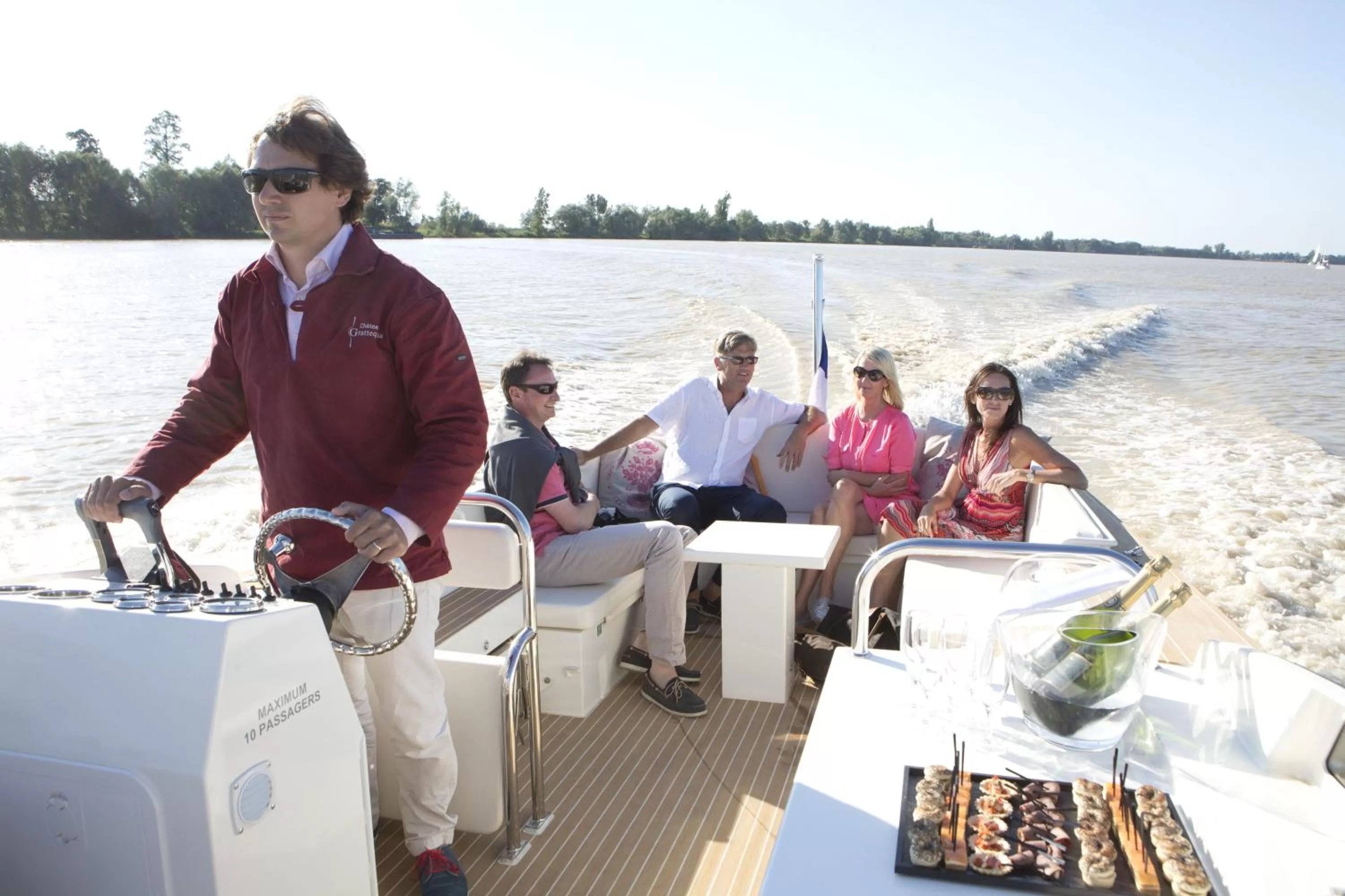 People in Château Grattequina Hôtel