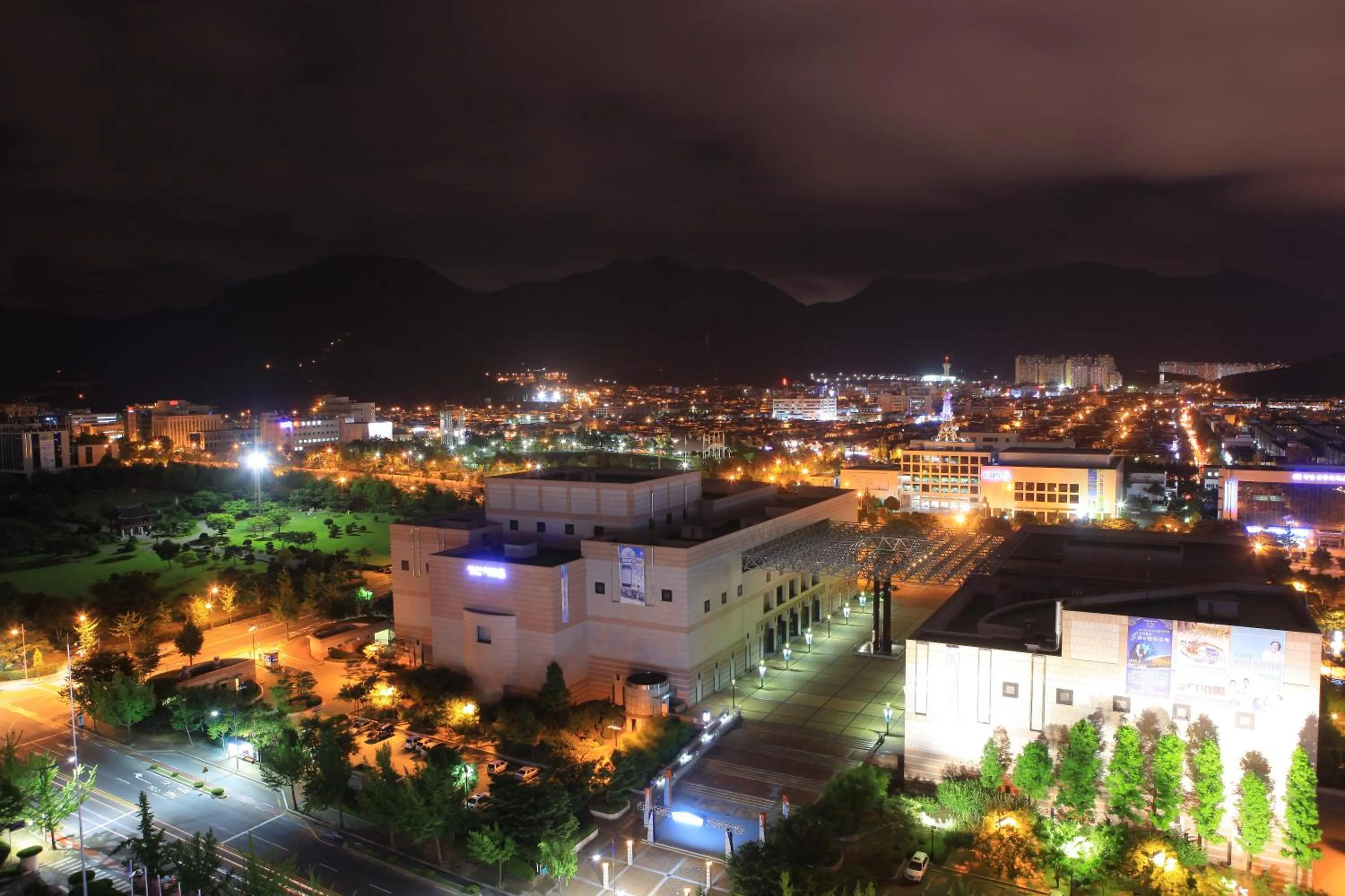 City view in Hotel Avenue