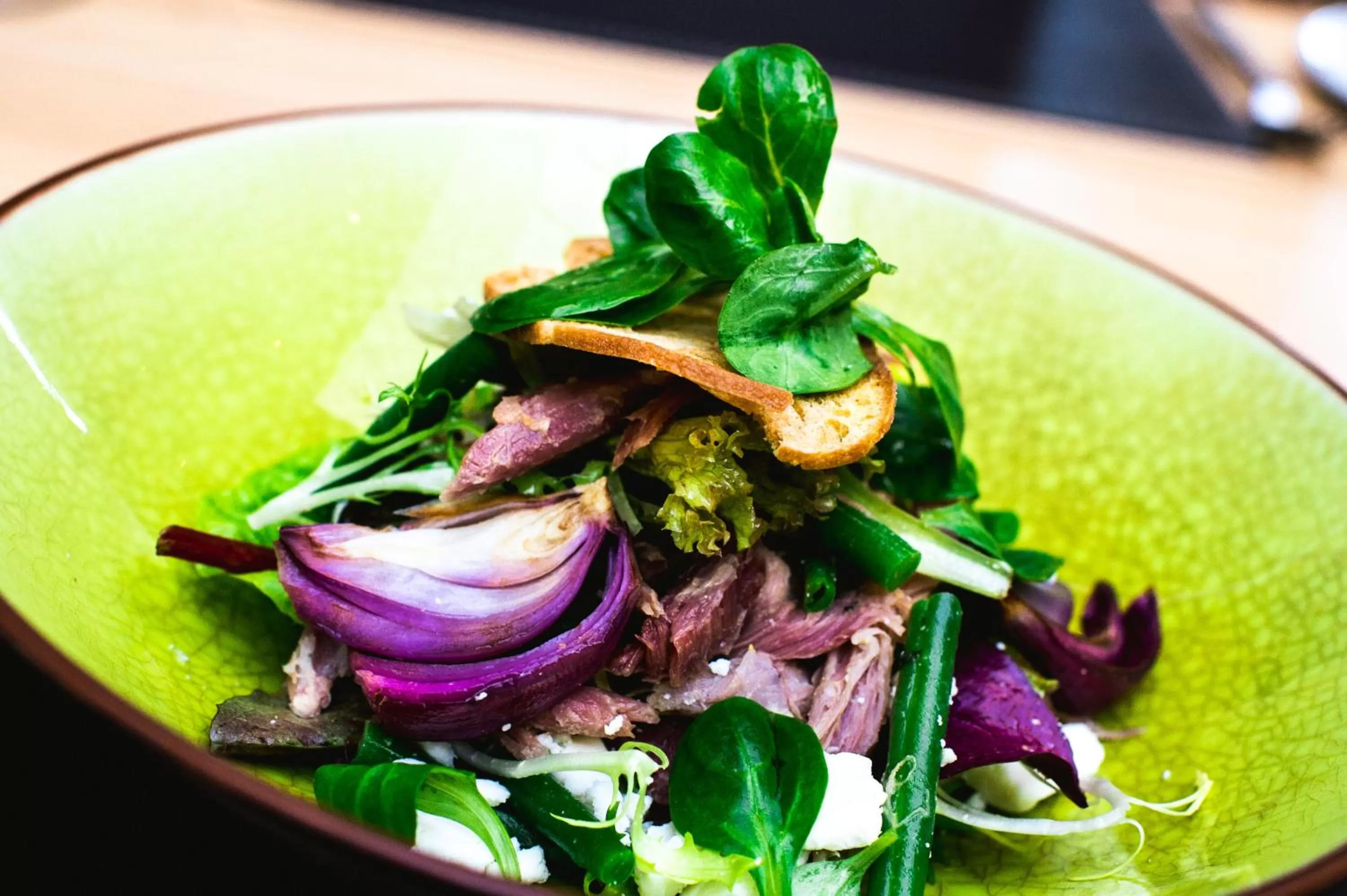 Food and drinks in La Mon Hotel & Country Club