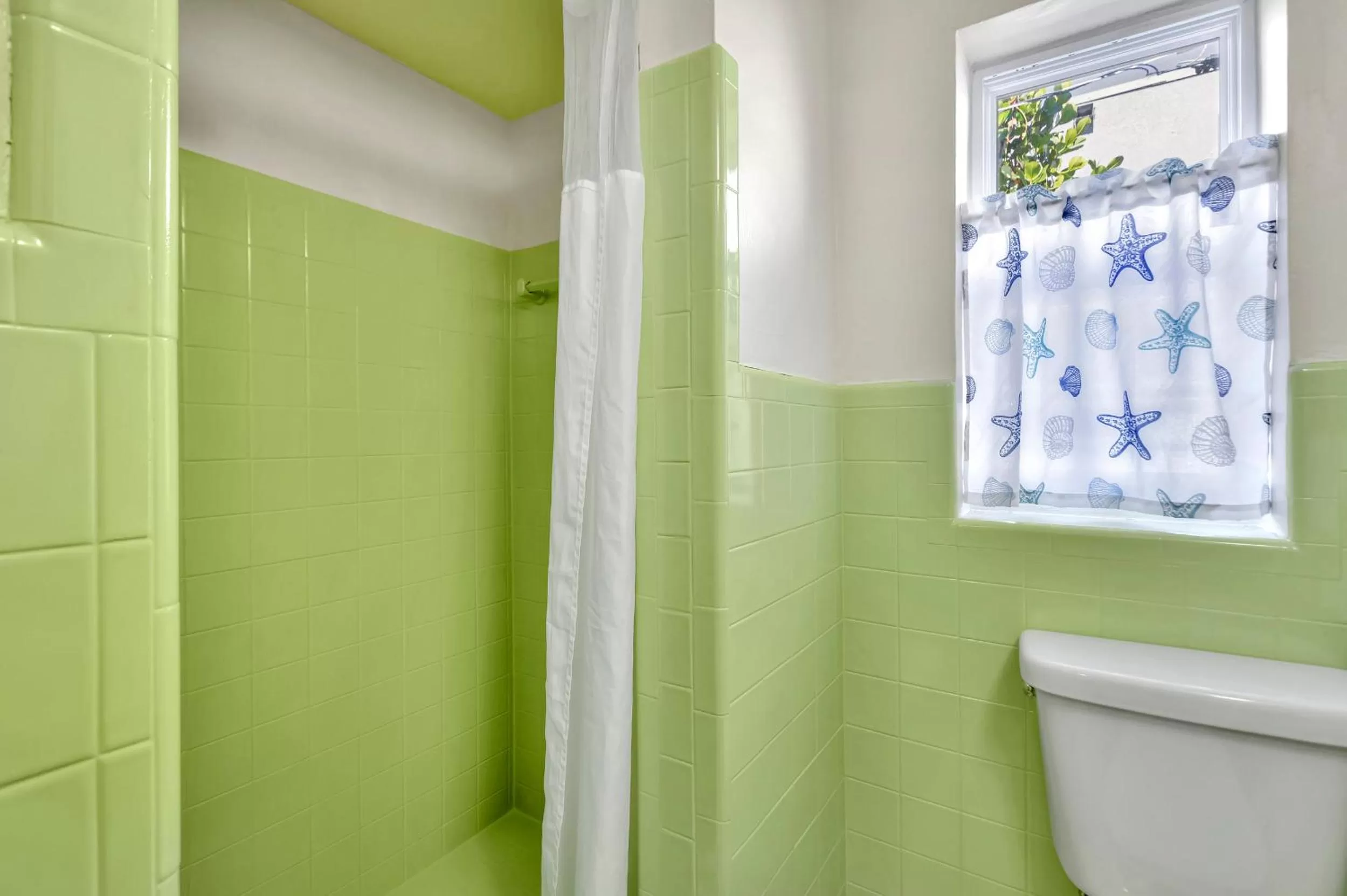 Bathroom in Seahorse Guesthouse