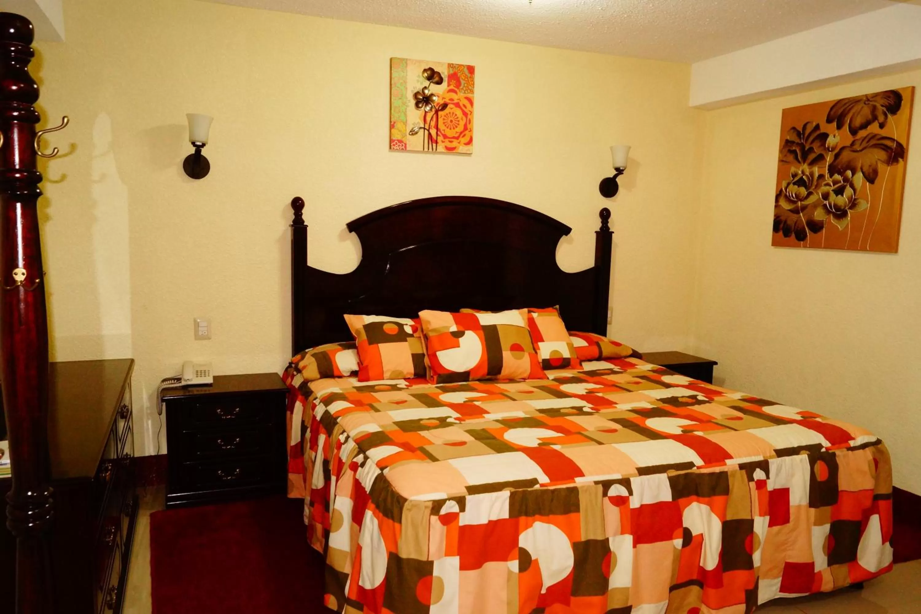 Bed in Hotel Las Americas