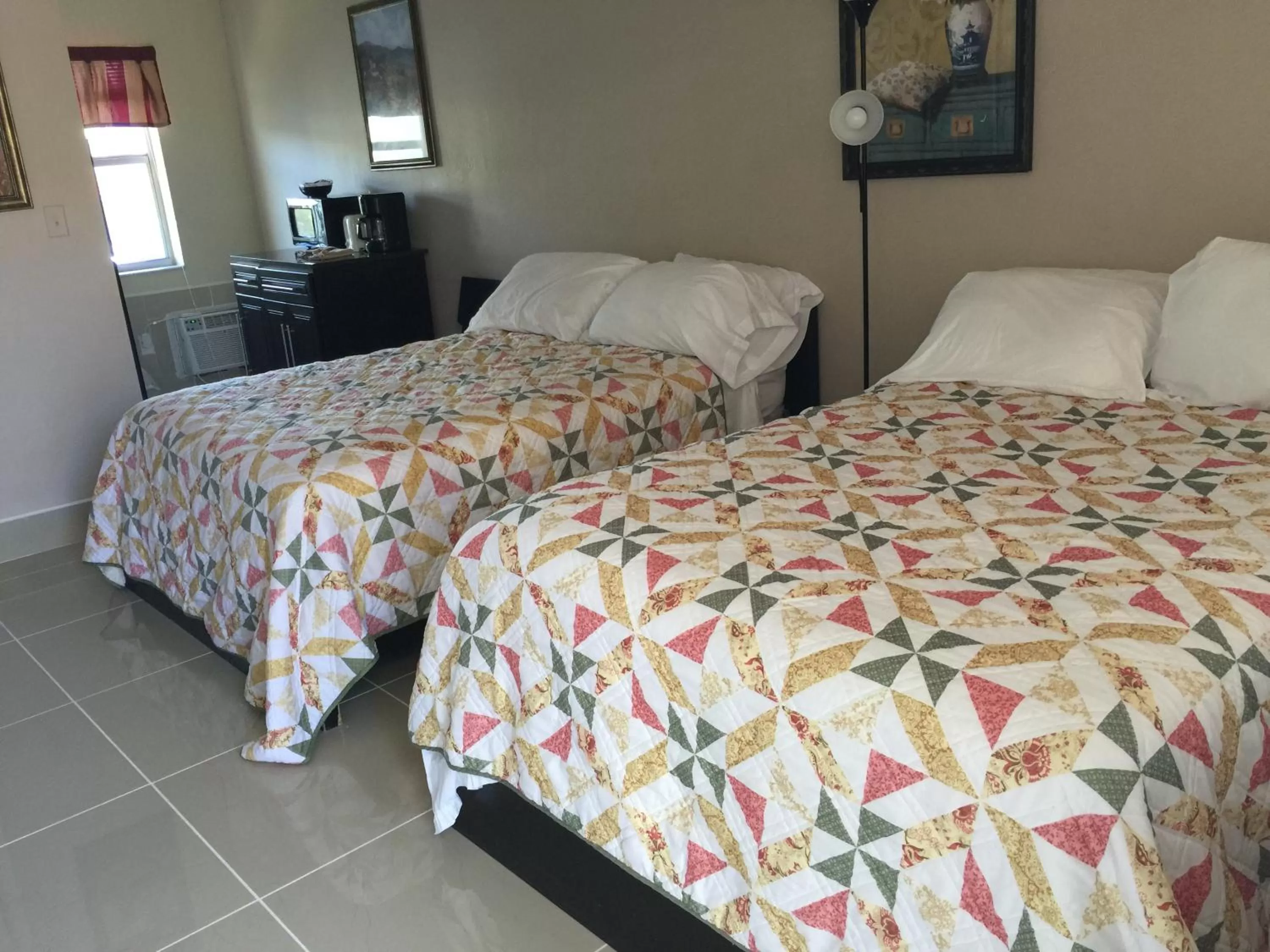 Bed in Pelican By The Sea