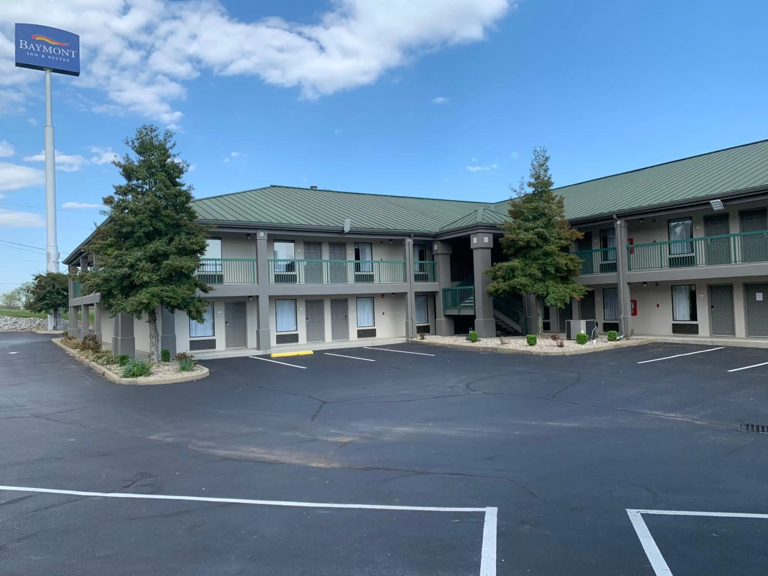 Property building in Baymont by Wyndham Cave City