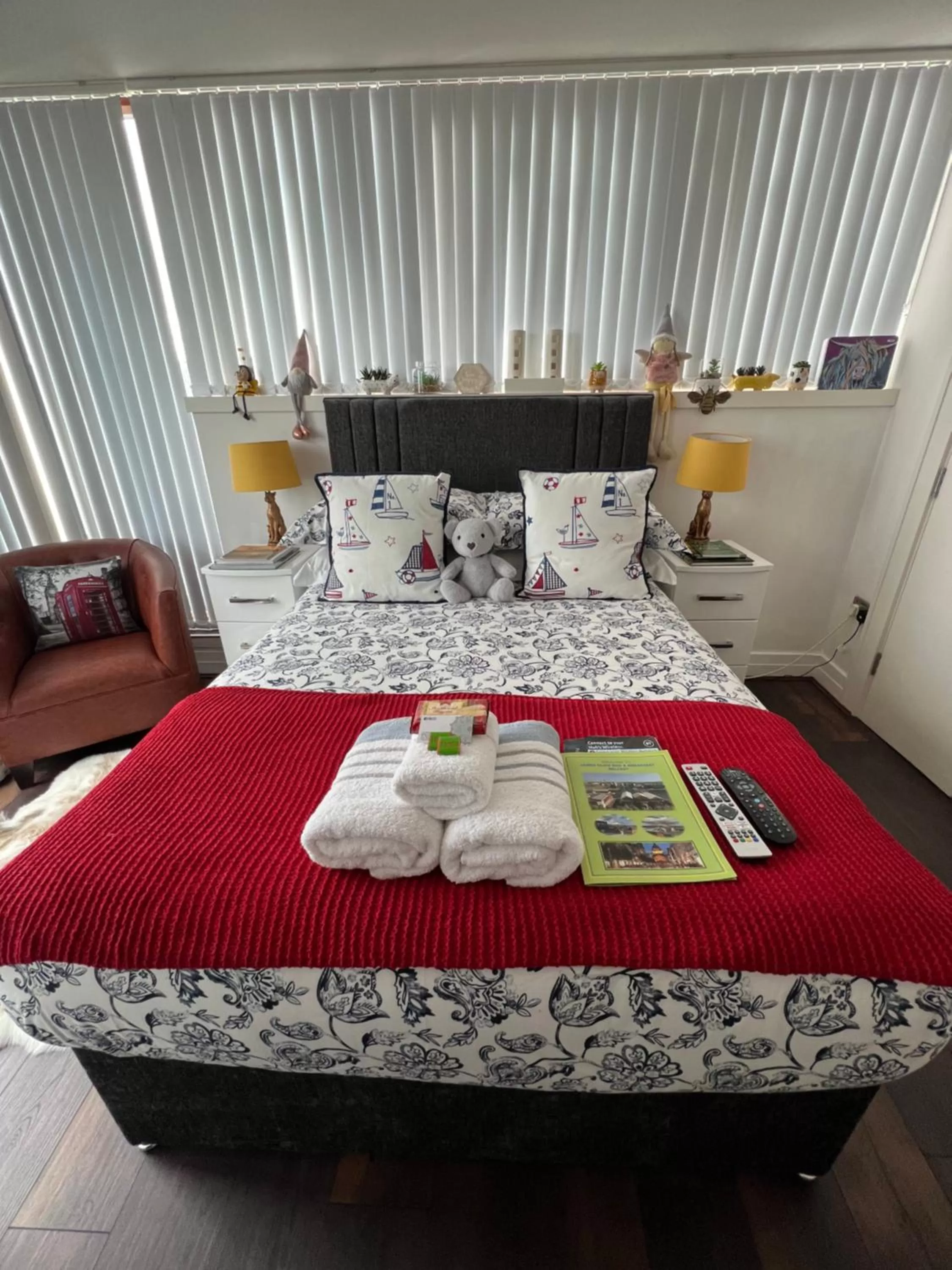 Bed in James Clow Bed & Breakfast