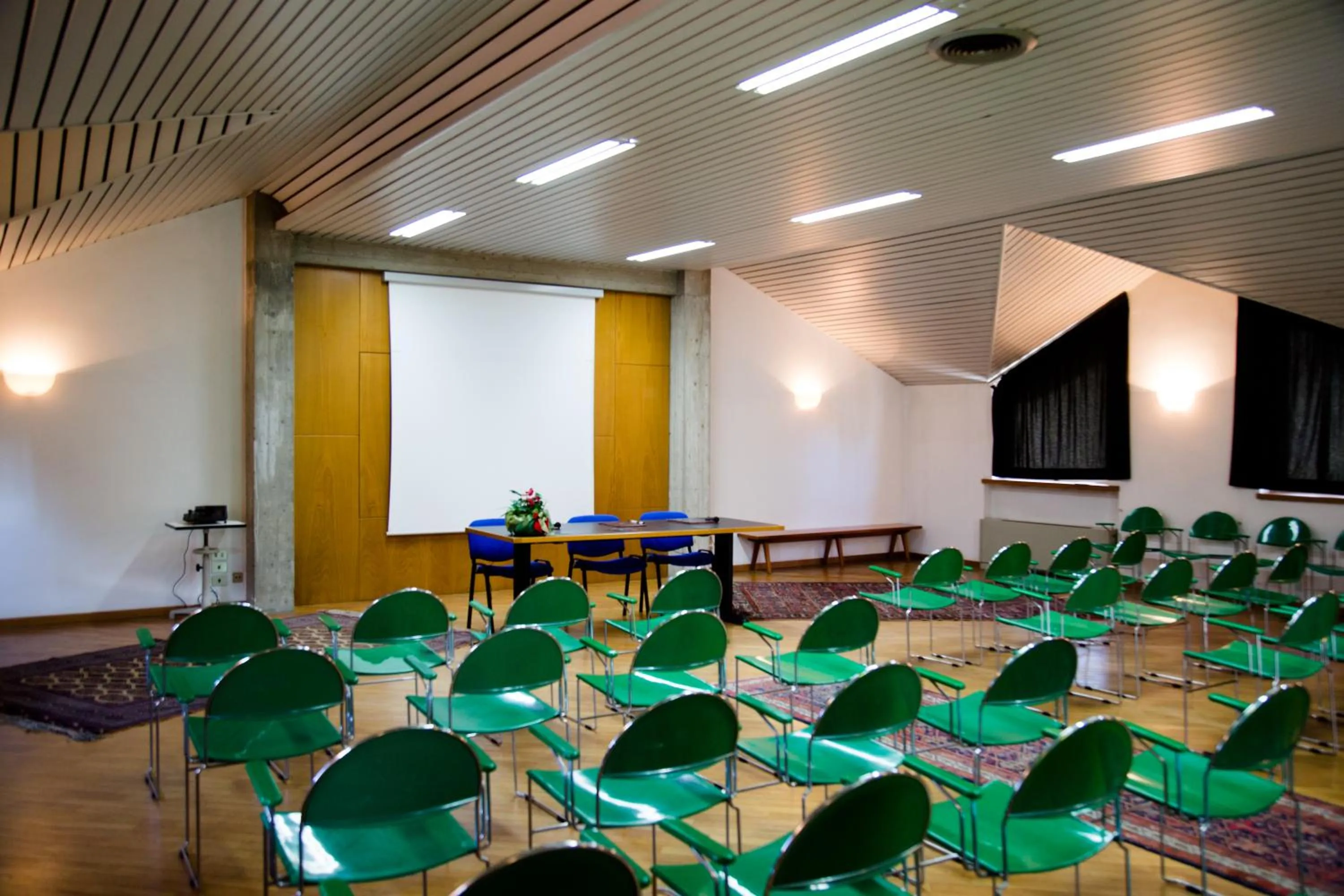 Business facilities in HG Hotel Cappelli