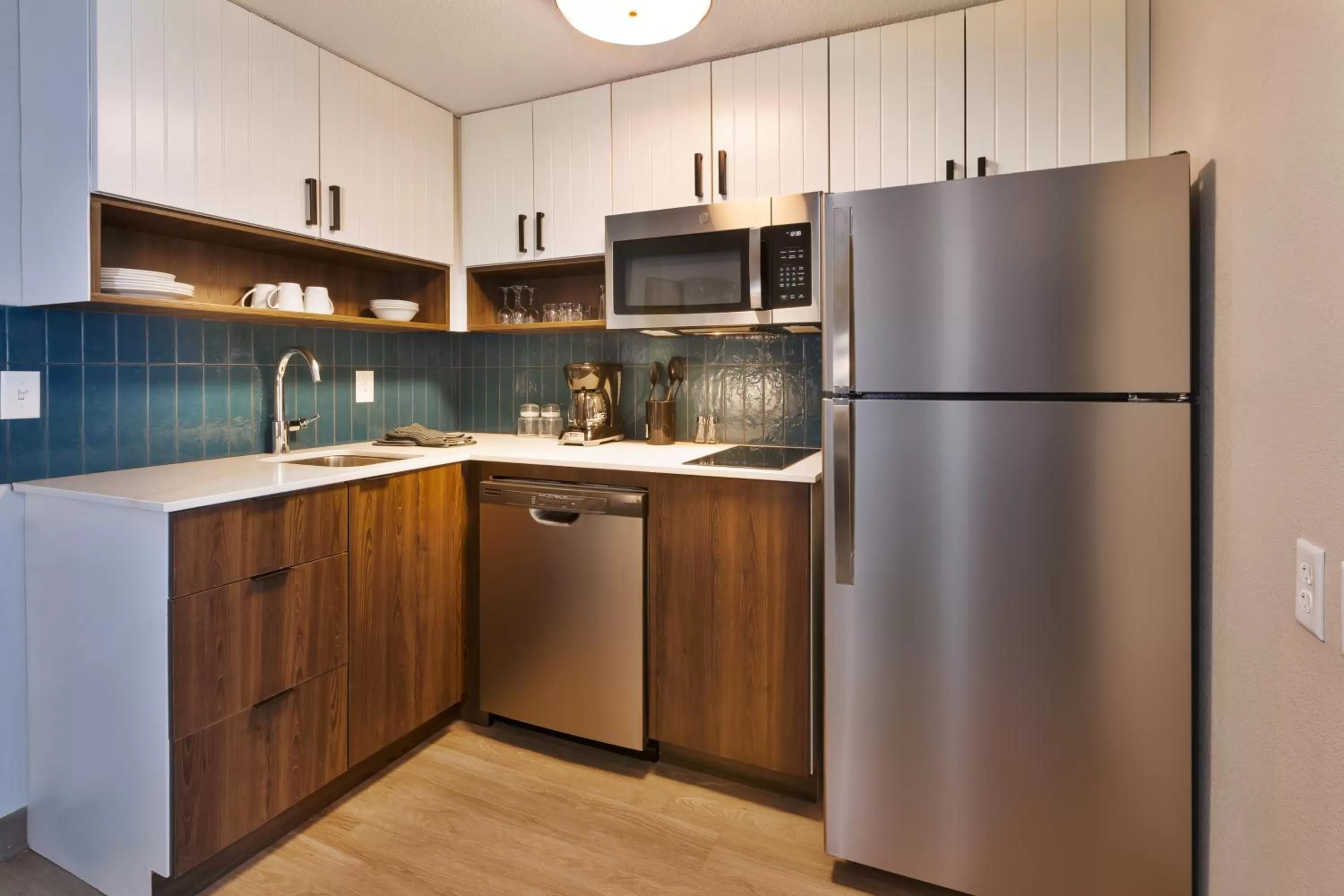 kitchen in Staybridge Suites Pittsburgh Airport by IHG
