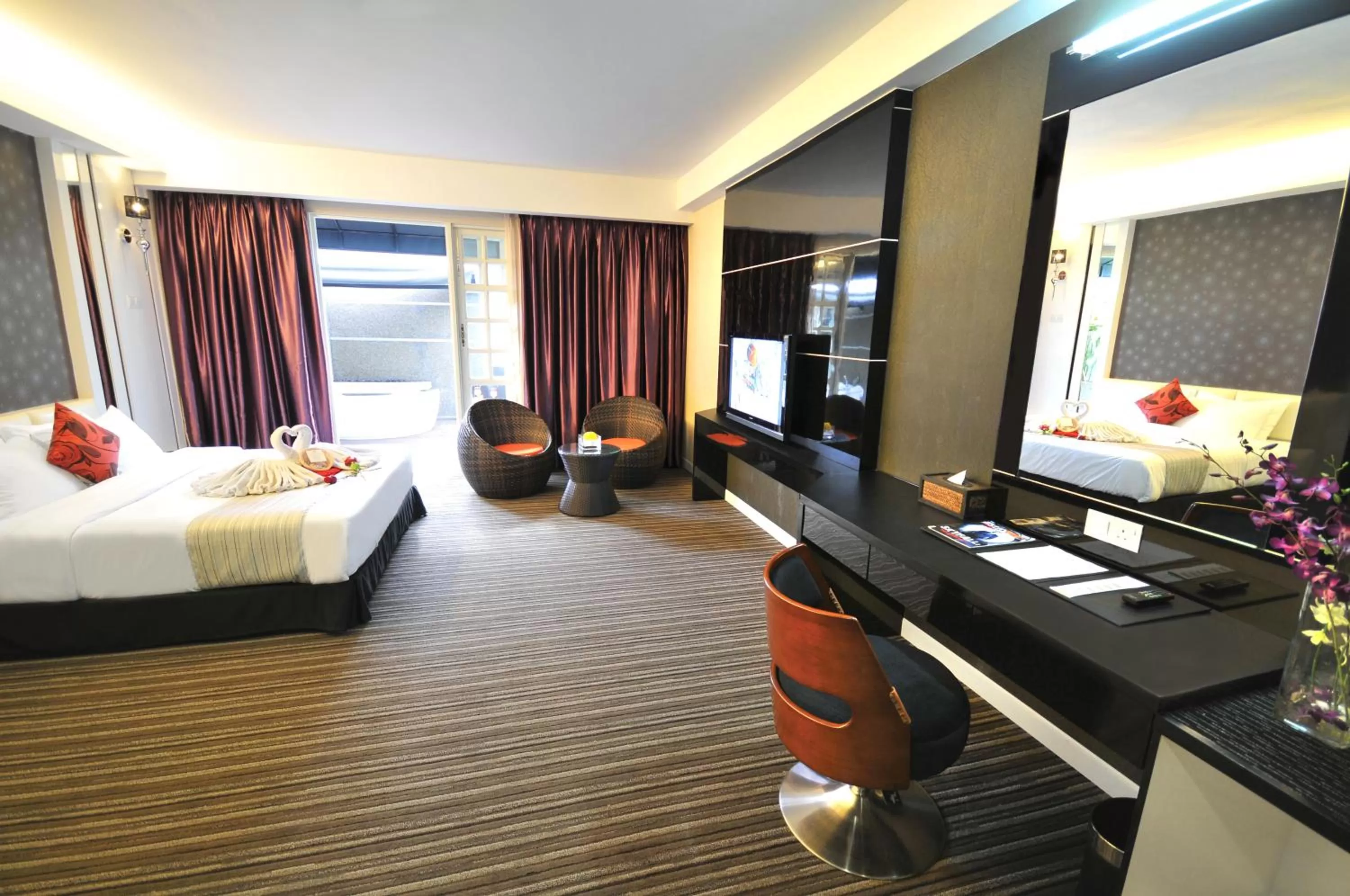 Executive Double Suite with Bathtub in The Sterling Boutique Hotel Melaka
