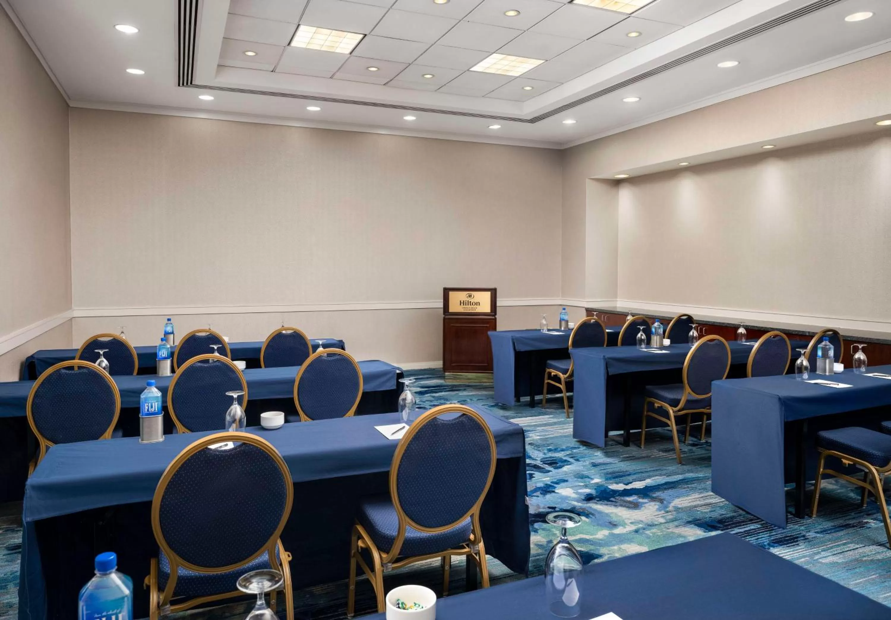 Meeting/conference room in Hilton Virginia Beach Oceanfront