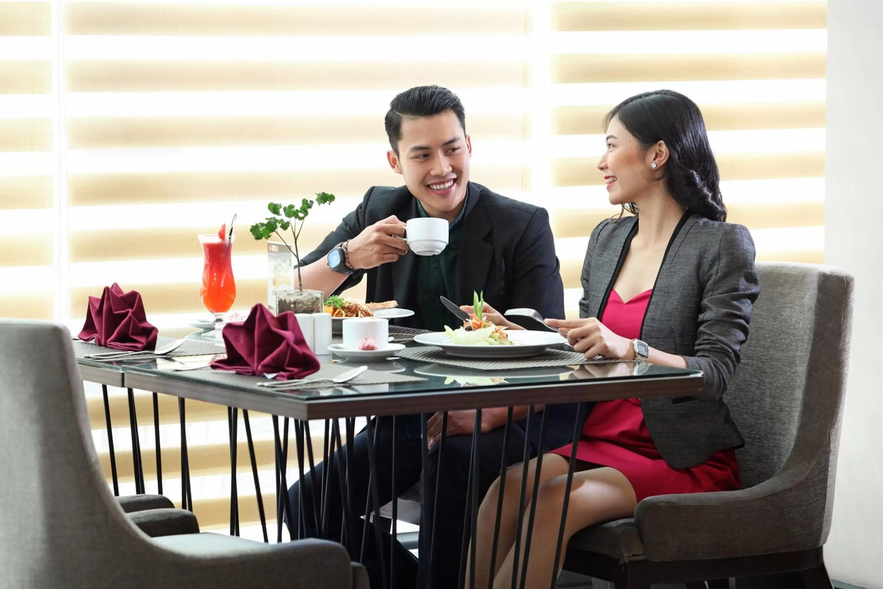 Restaurant/places to eat in Swiss-Belinn Tunjungan Surabaya