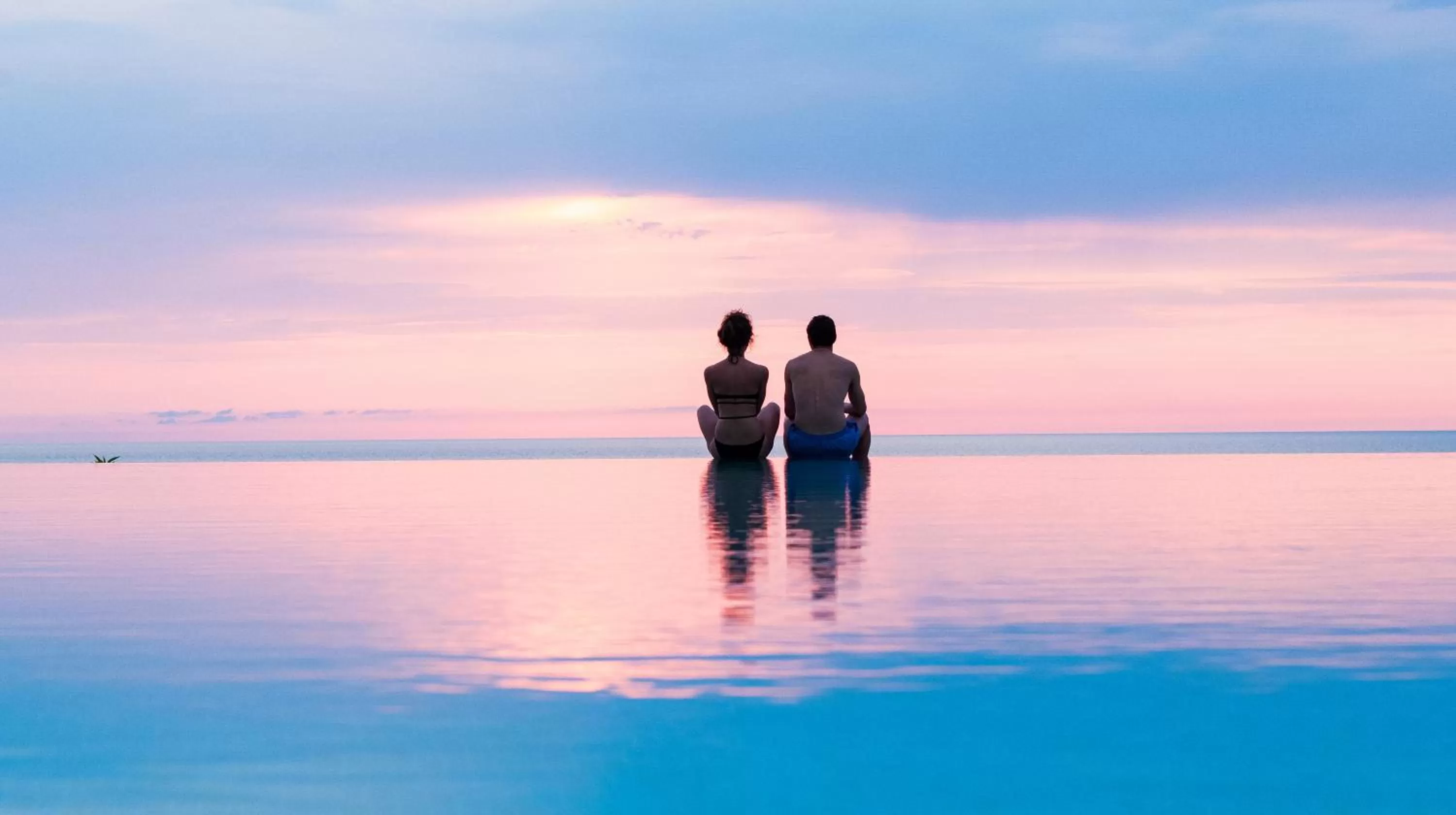 Swimming pool in Castello Mare Hotel