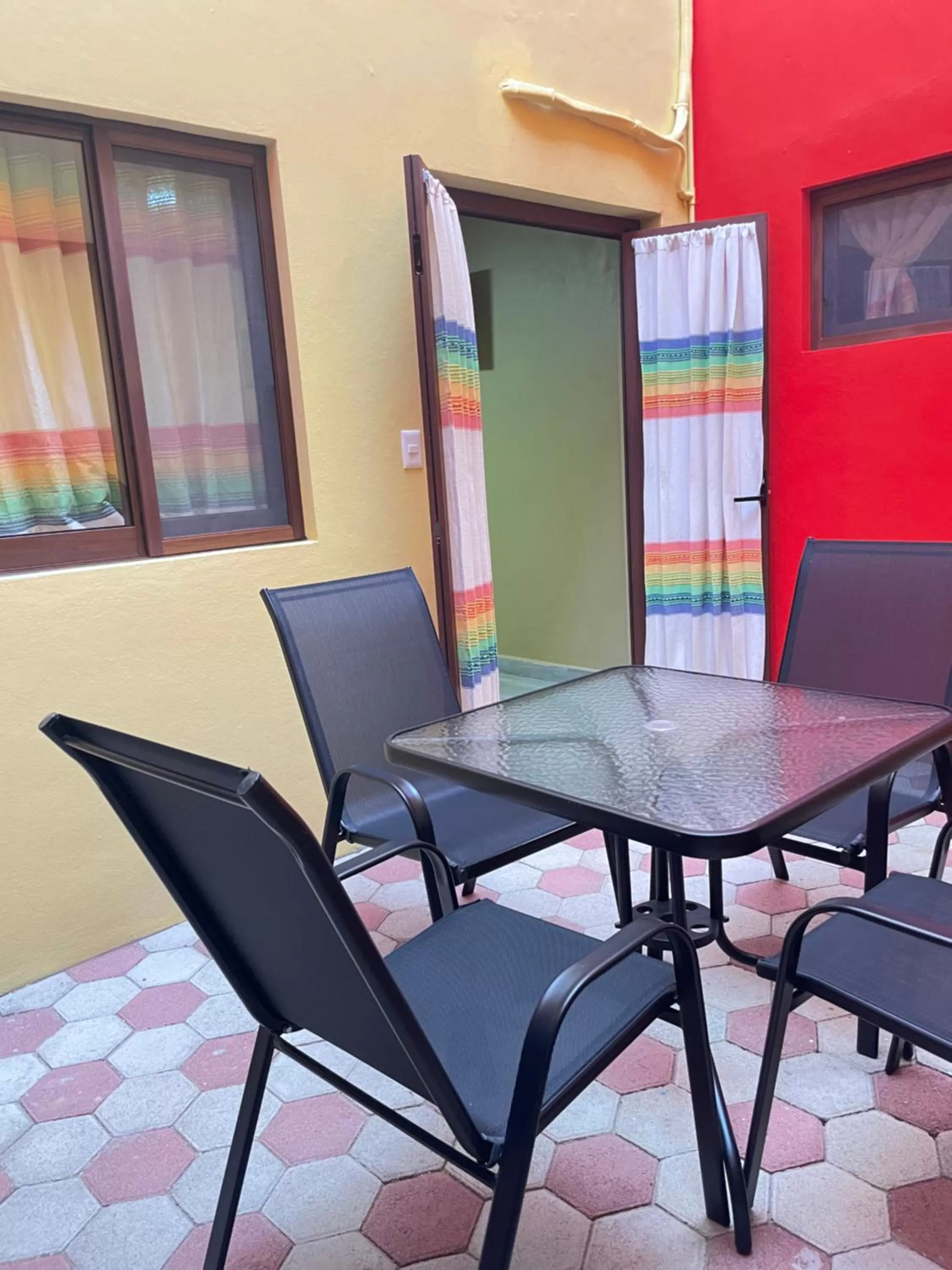 Patio in Suites Cárdon