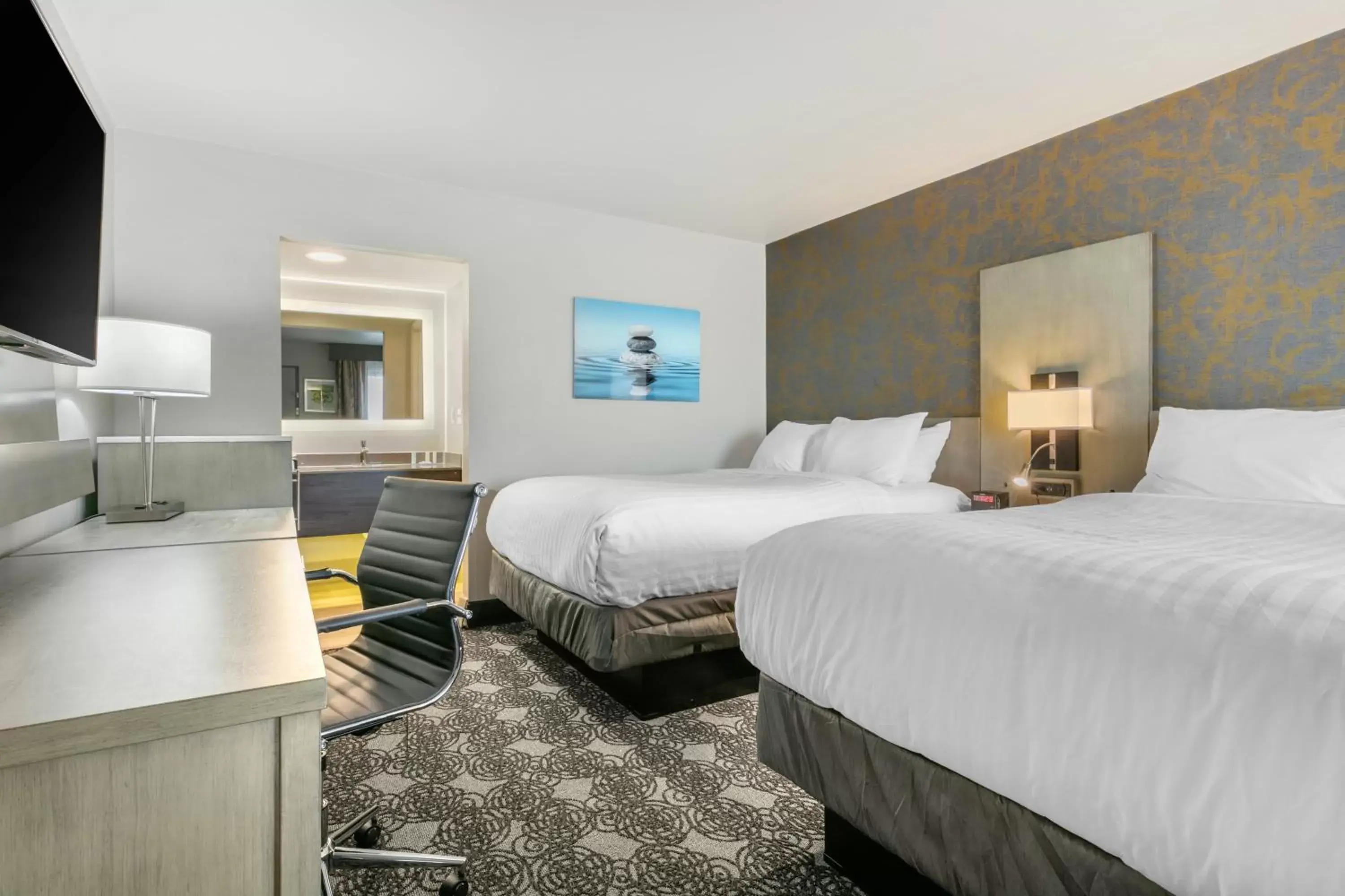 Standard Double Room with Two Double Beds in Clarion Inn Murfreesboro Old Fort Pkwy Standard Double Room with Two Double Beds in Clarion Inn Murfreesboro Old Fort Pkwy