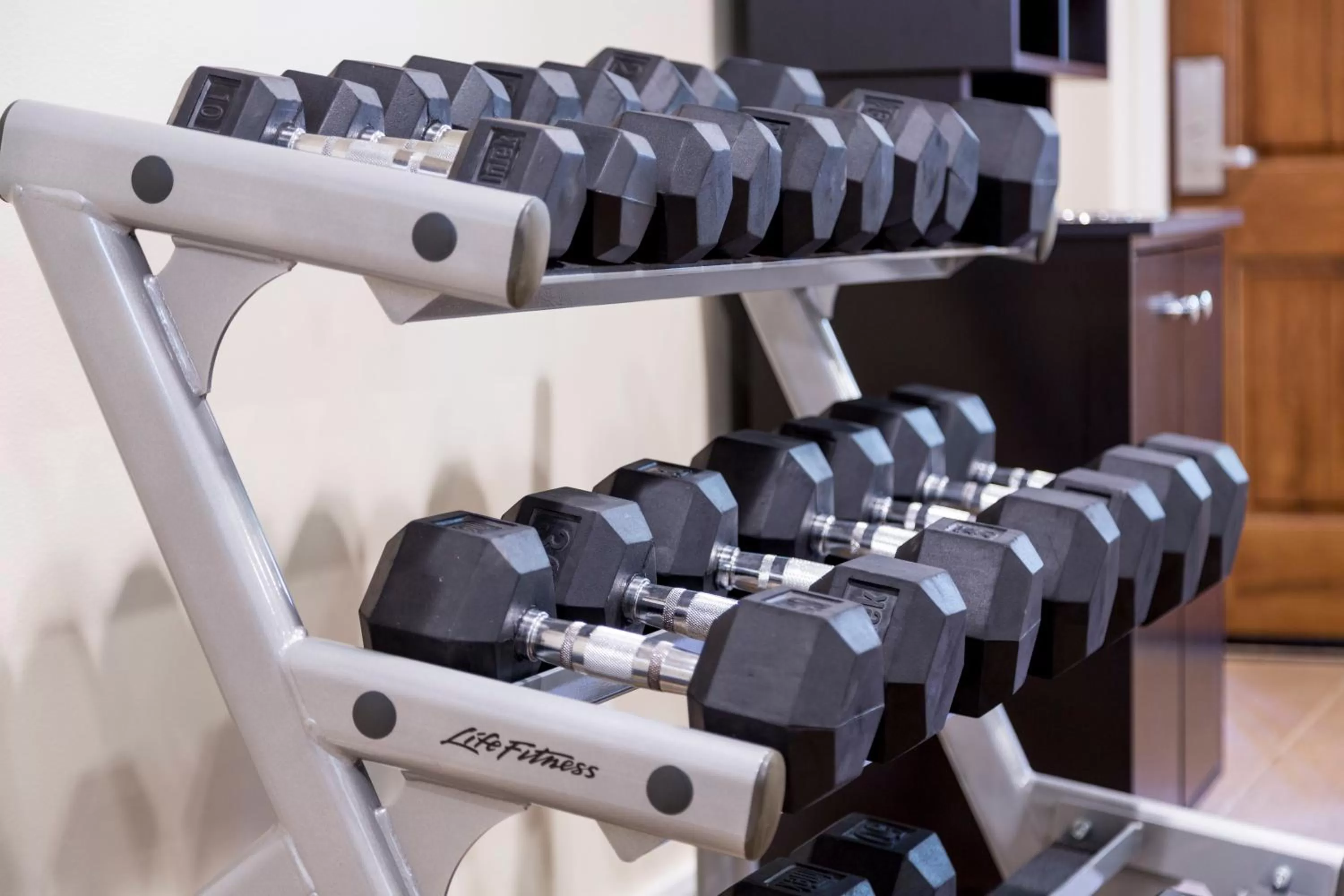 Fitness centre/facilities in Catalina Canyon Inn