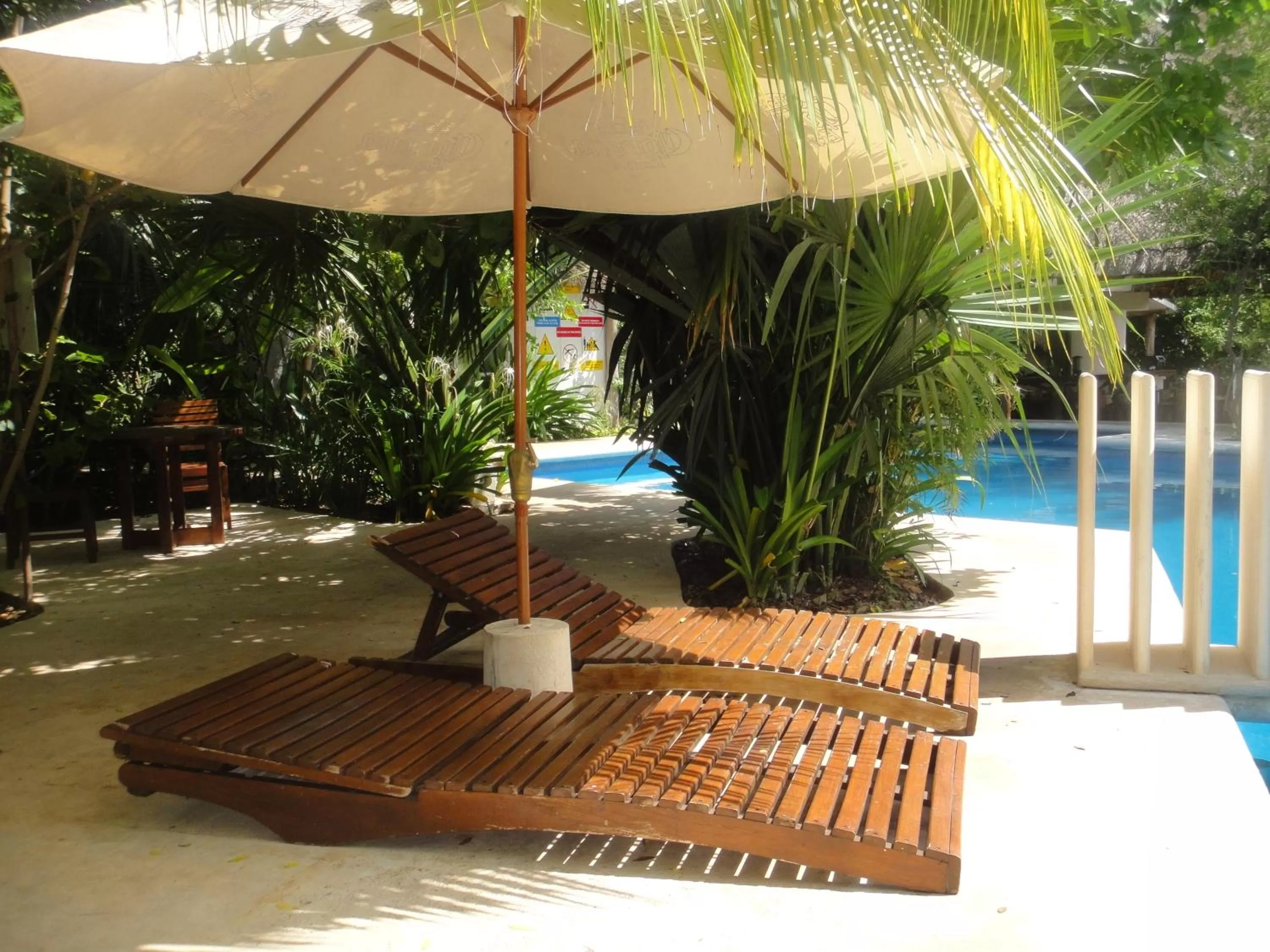 Swimming pool in Sotavento Hotel & Yacht Club