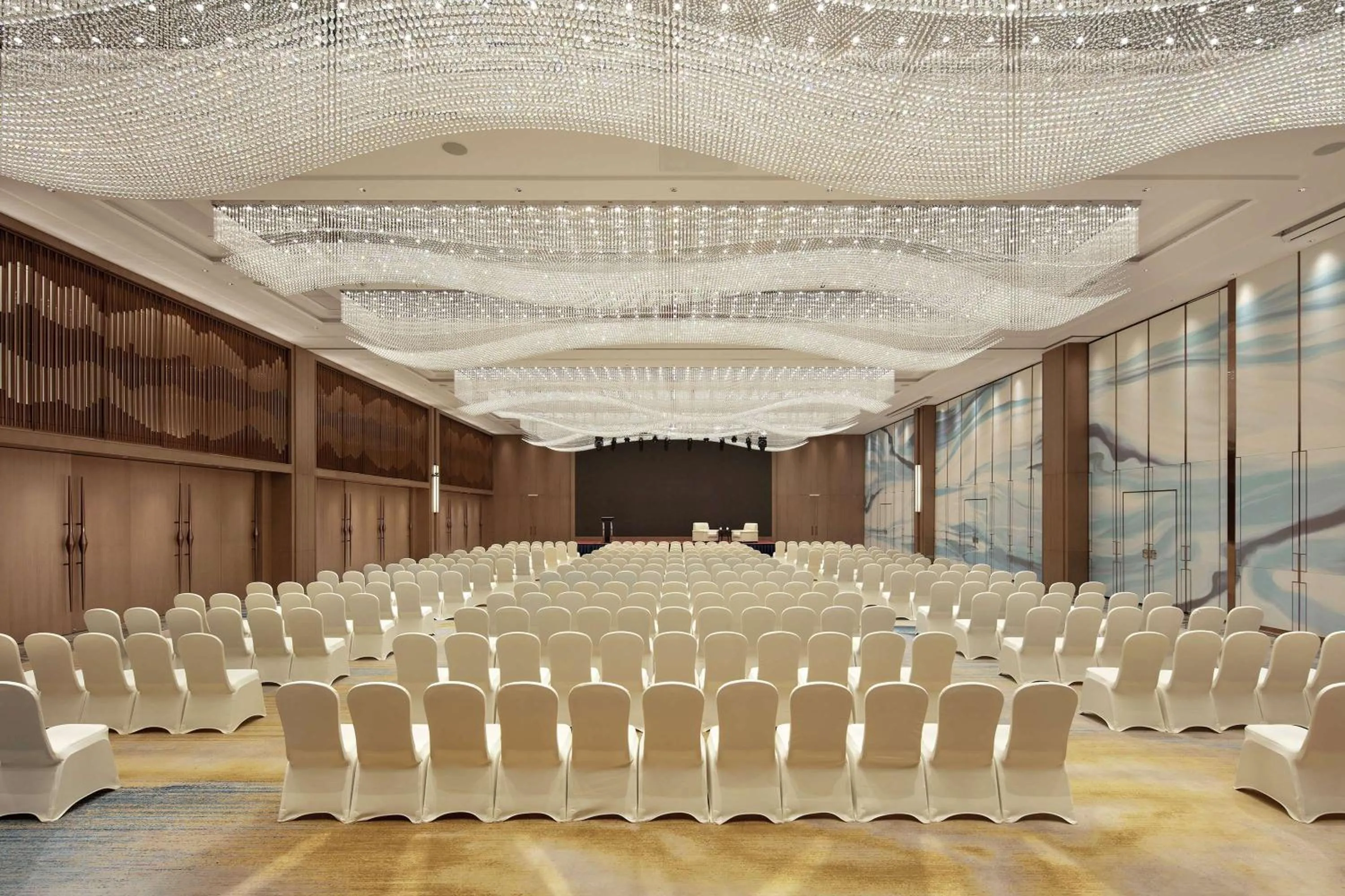 Meeting/conference room in Doubletree By Hilton Suzhou Wujiang