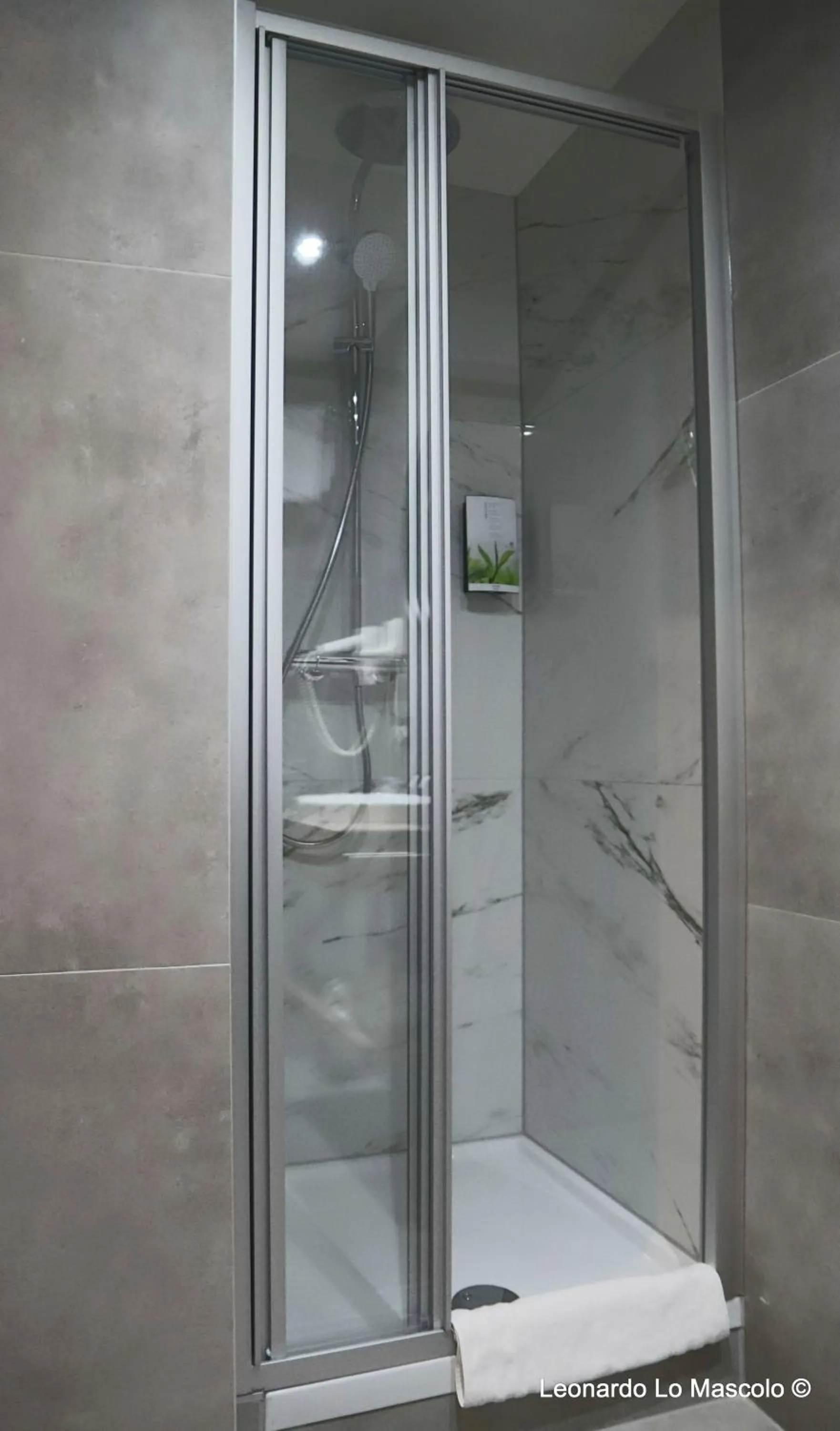 Shower, Bathroom in Univers Hotel Liege-Guillemins