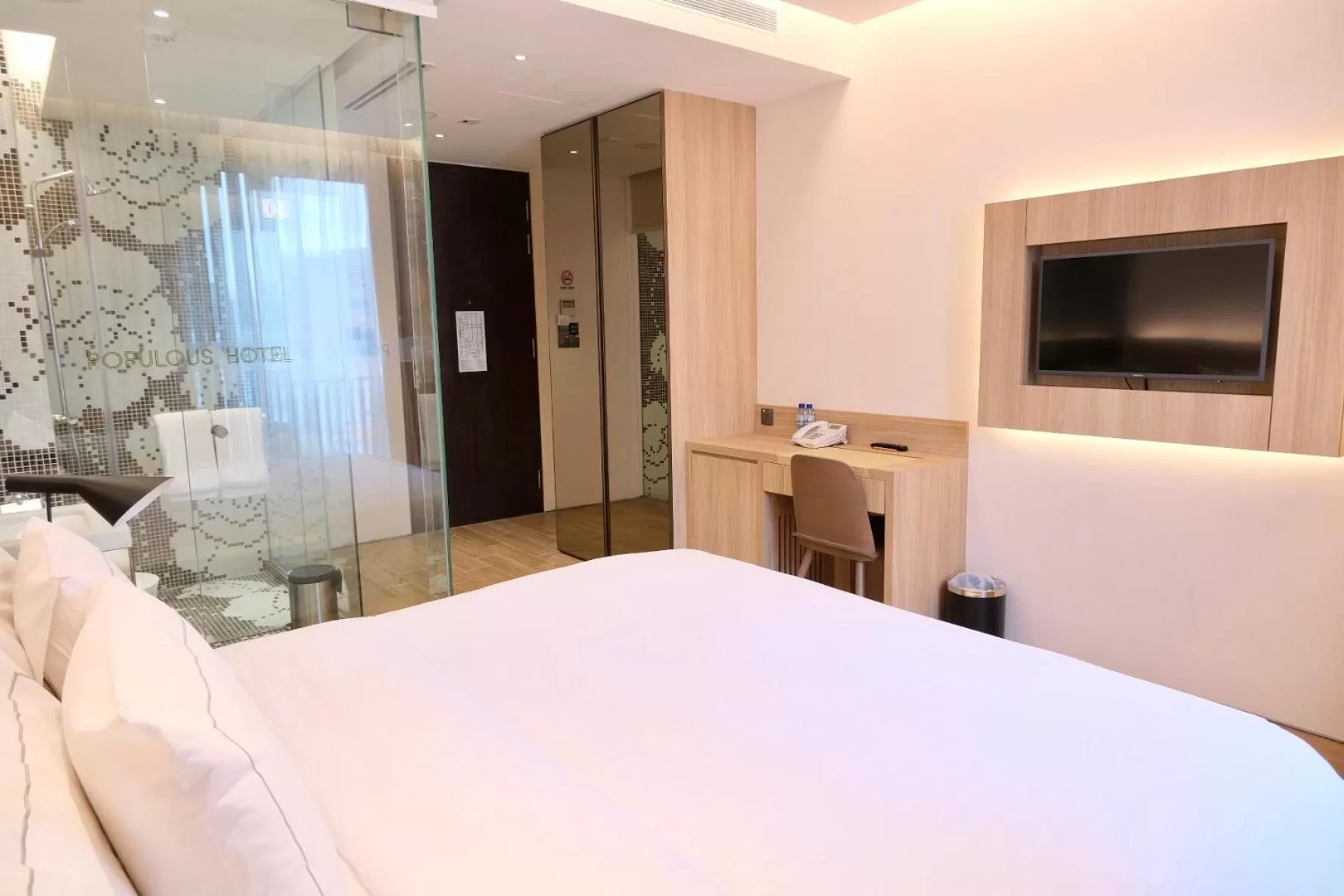 Bed in L Hotel Premier By Lion Peak