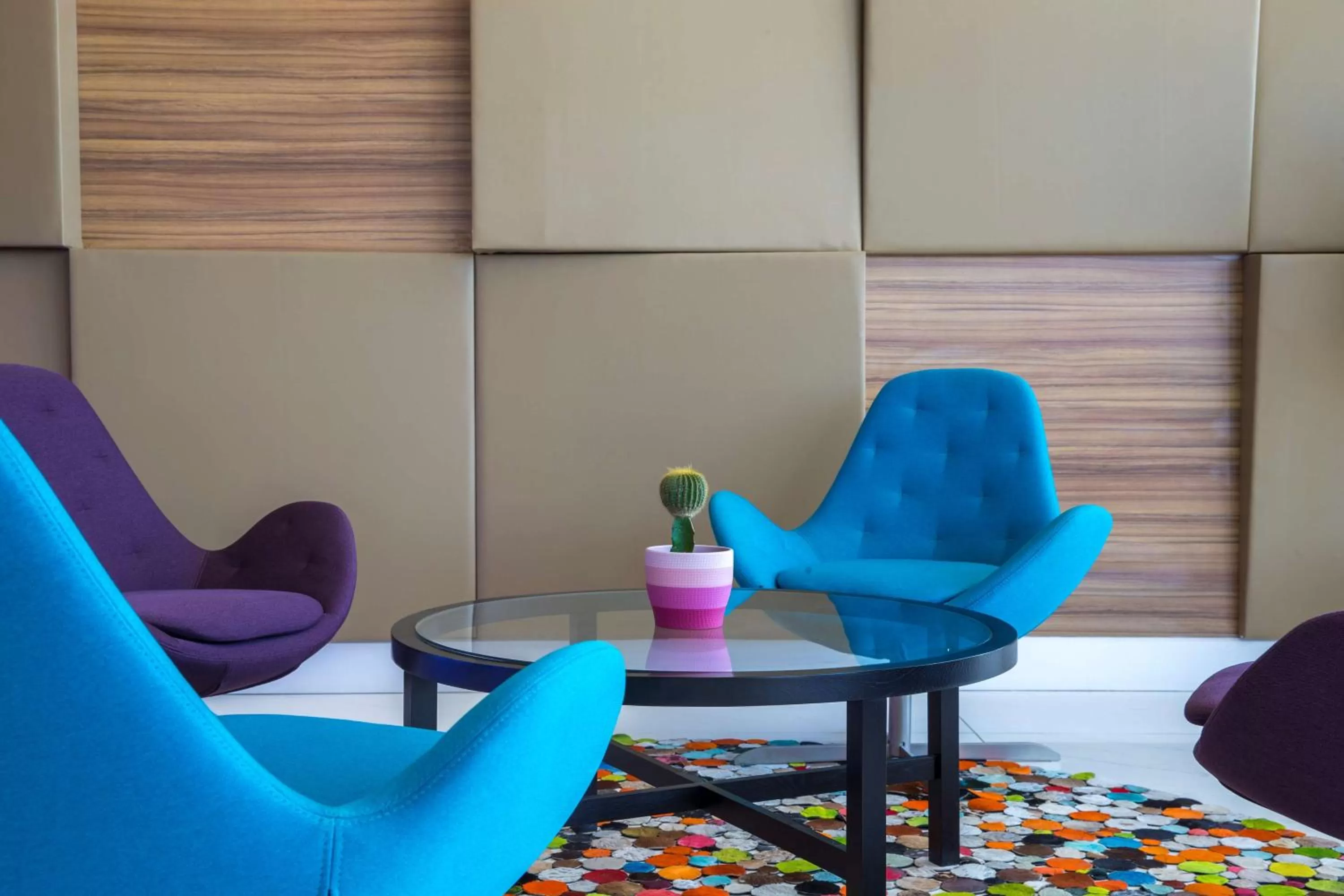 Lounge or bar in Radisson Blu Plaza Jeddah