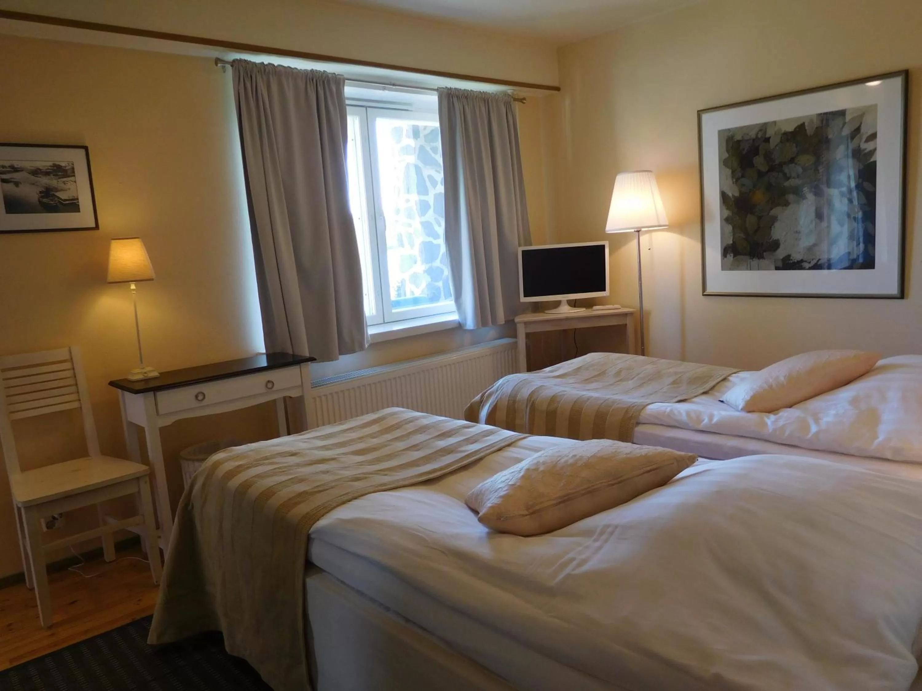 Bedroom, Bed in Lossiranta Lodge