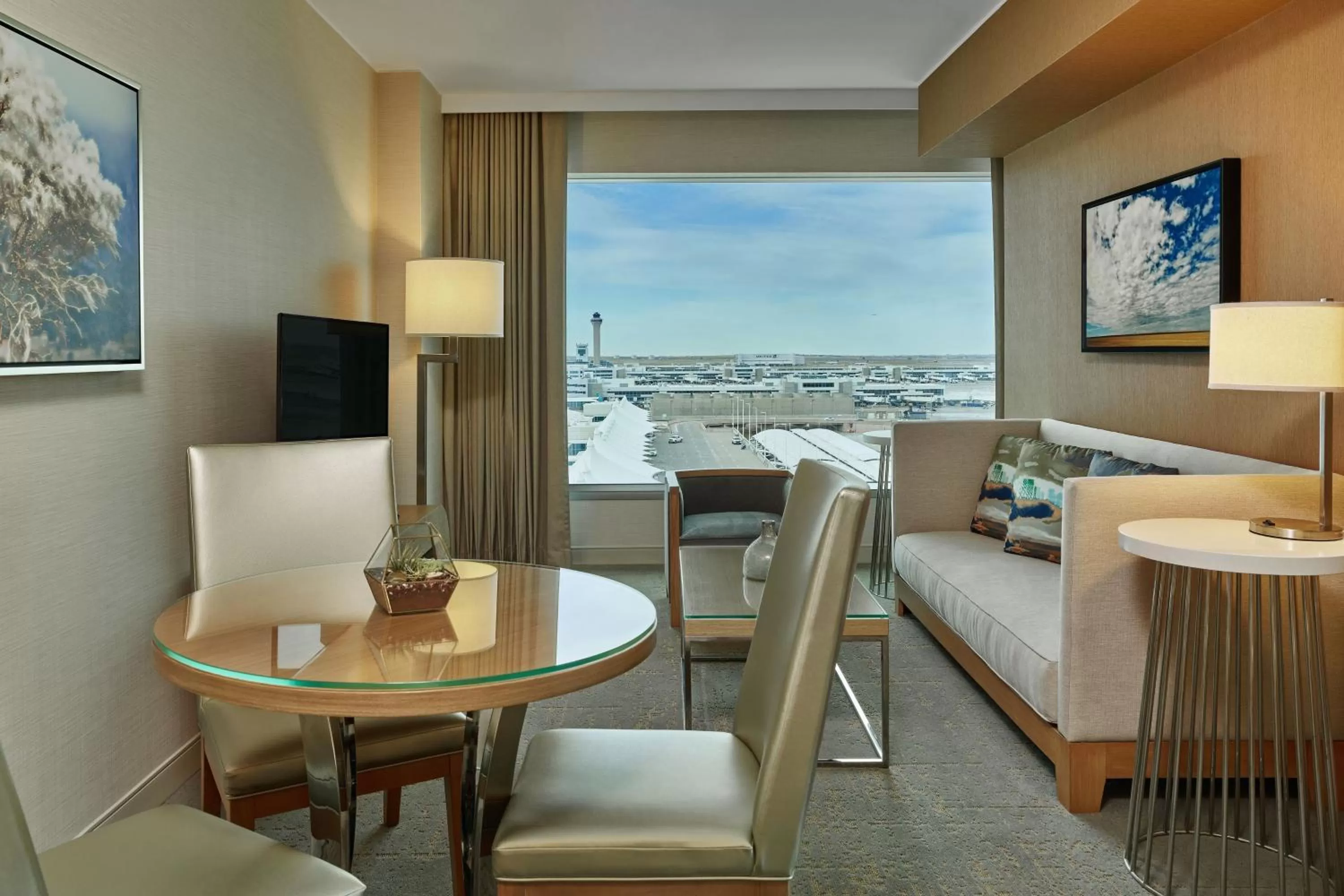 Bedroom in The Westin Denver International Airport