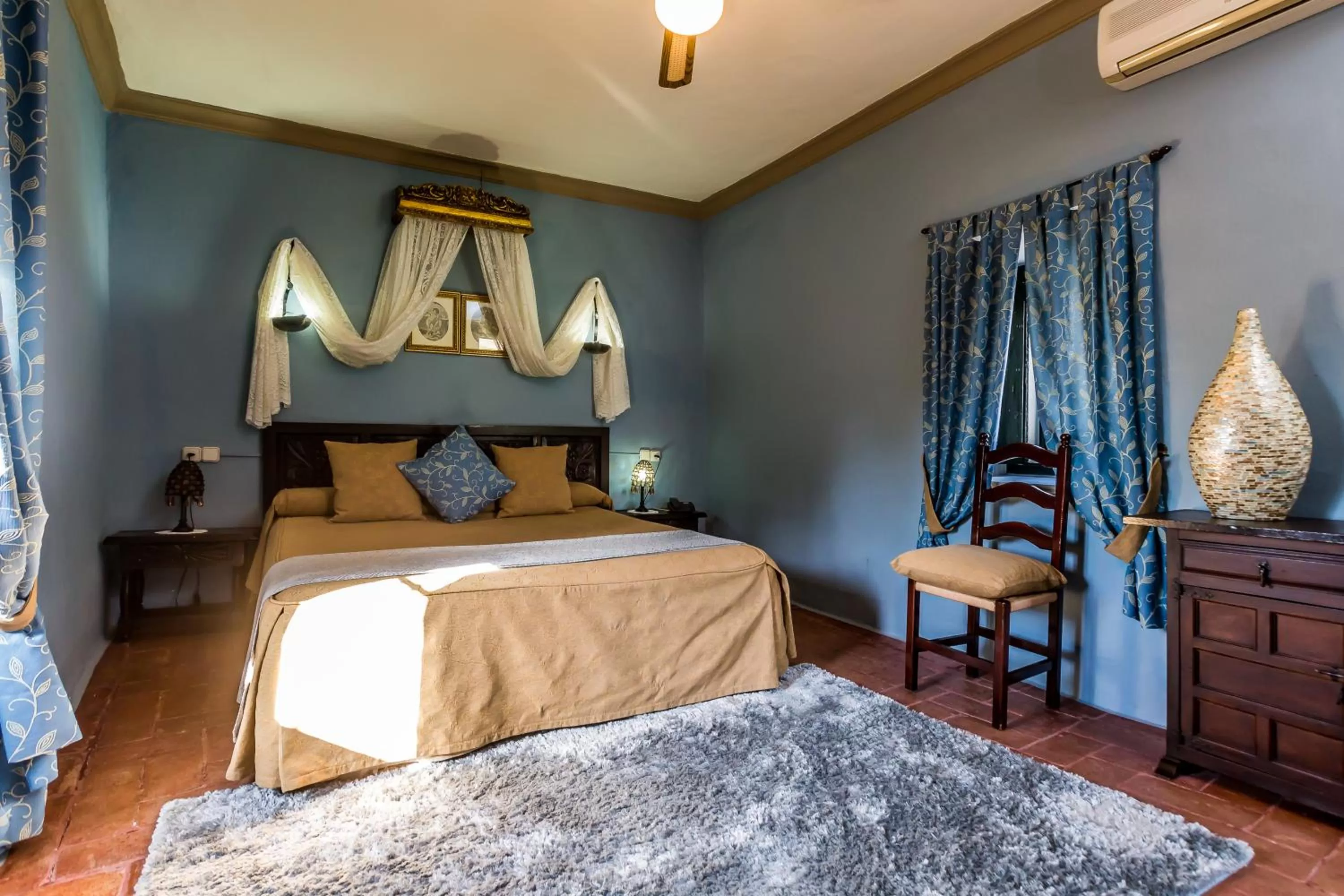 Bed in Hacienda El Santiscal