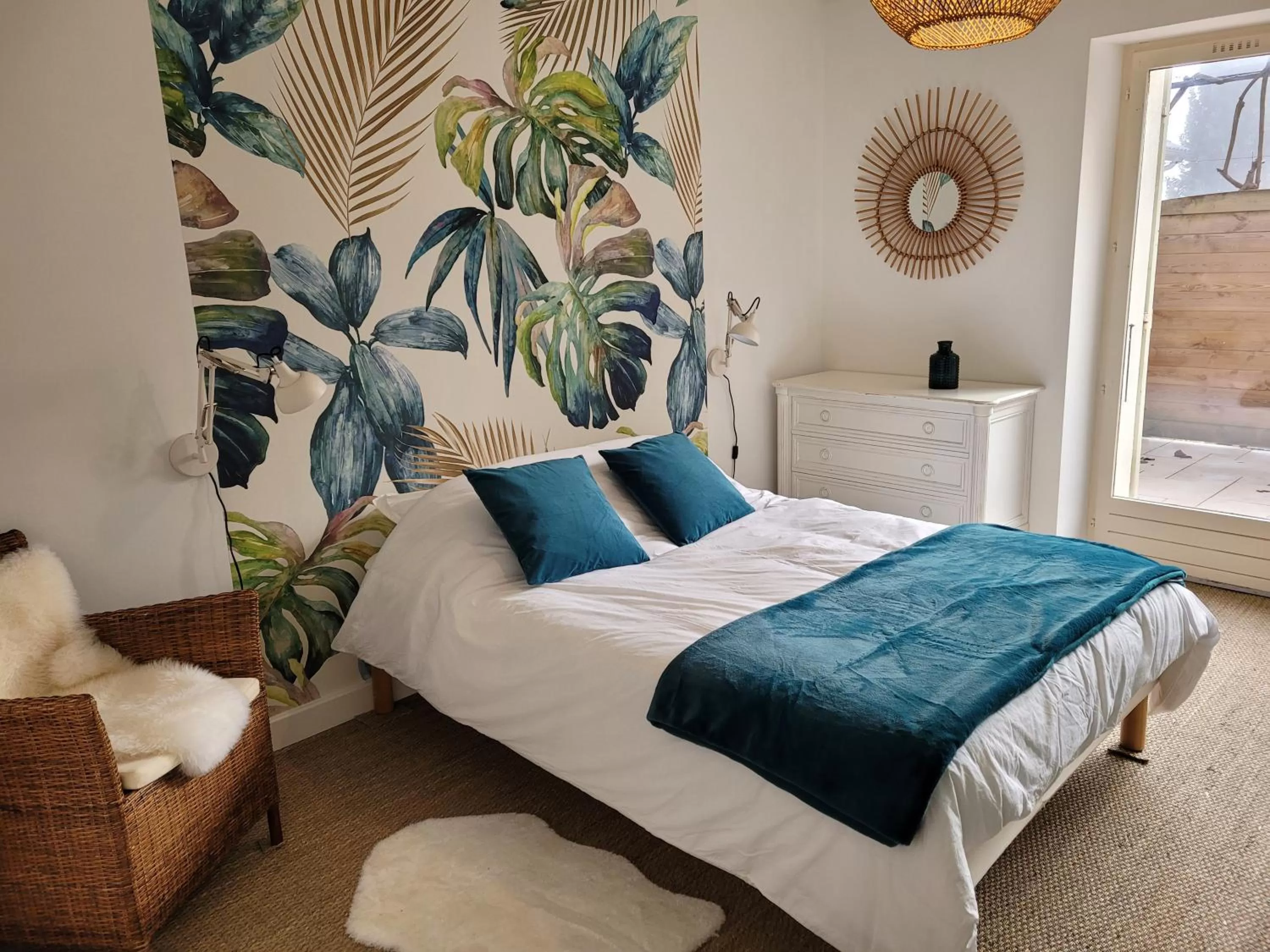 Bedroom, Bed in La Santon Chambres d'hôtes