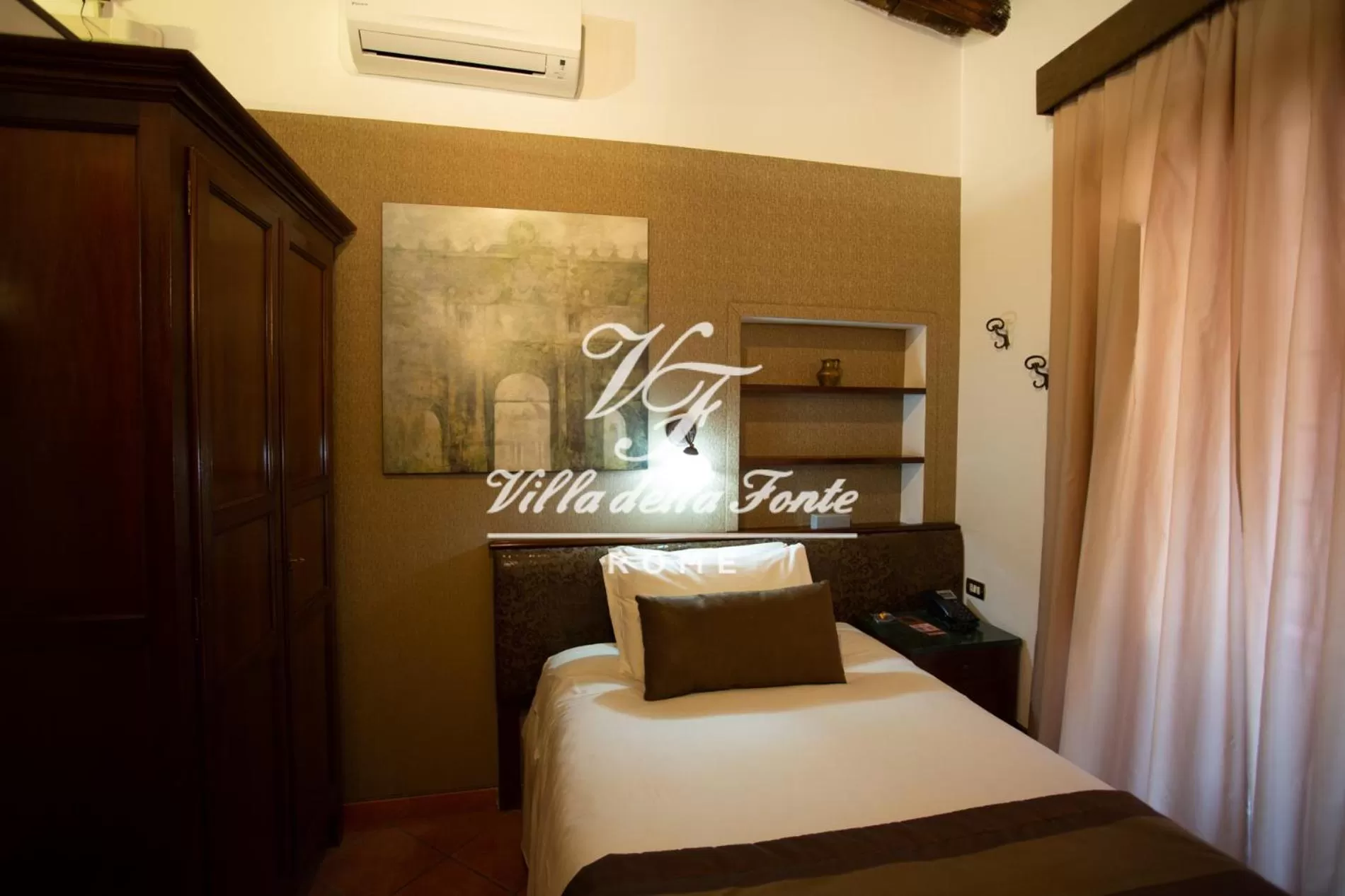 Bed in Villa della Fonte