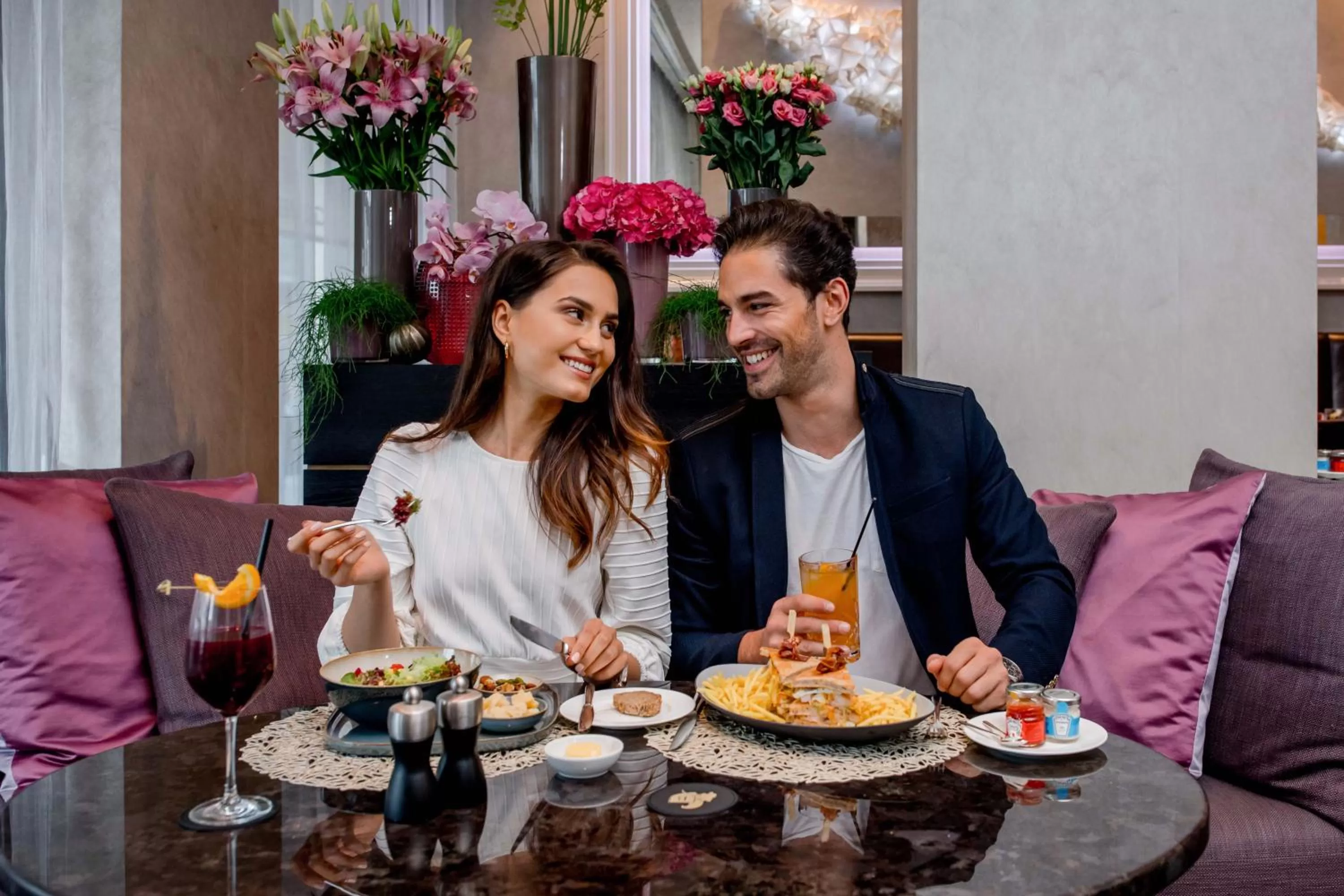 Restaurant/places to eat in Hotel Schweizerhof Bern & Spa