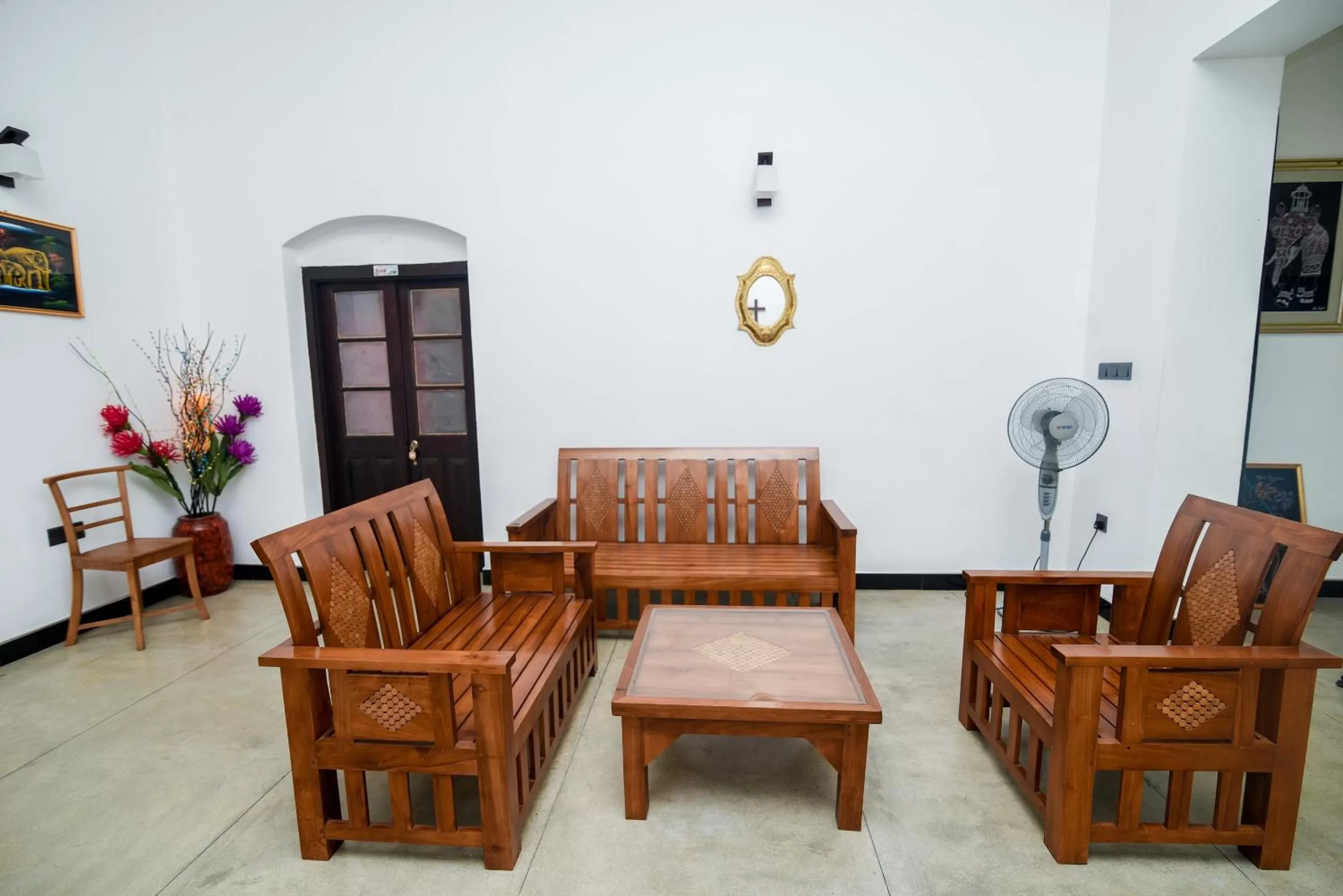 Living room in Man Mountain Villa