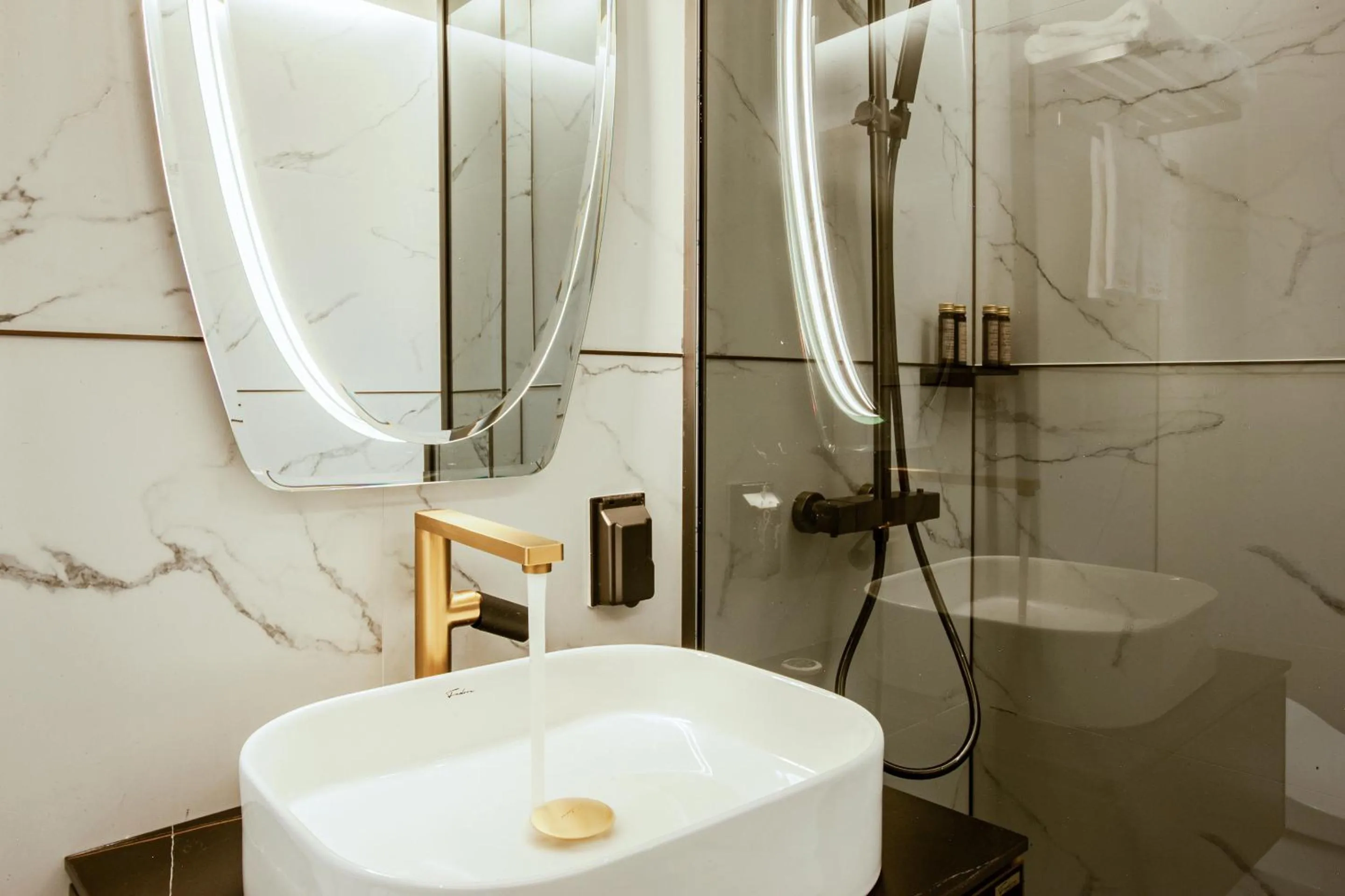 Toilet in Amber Hotel Jeju