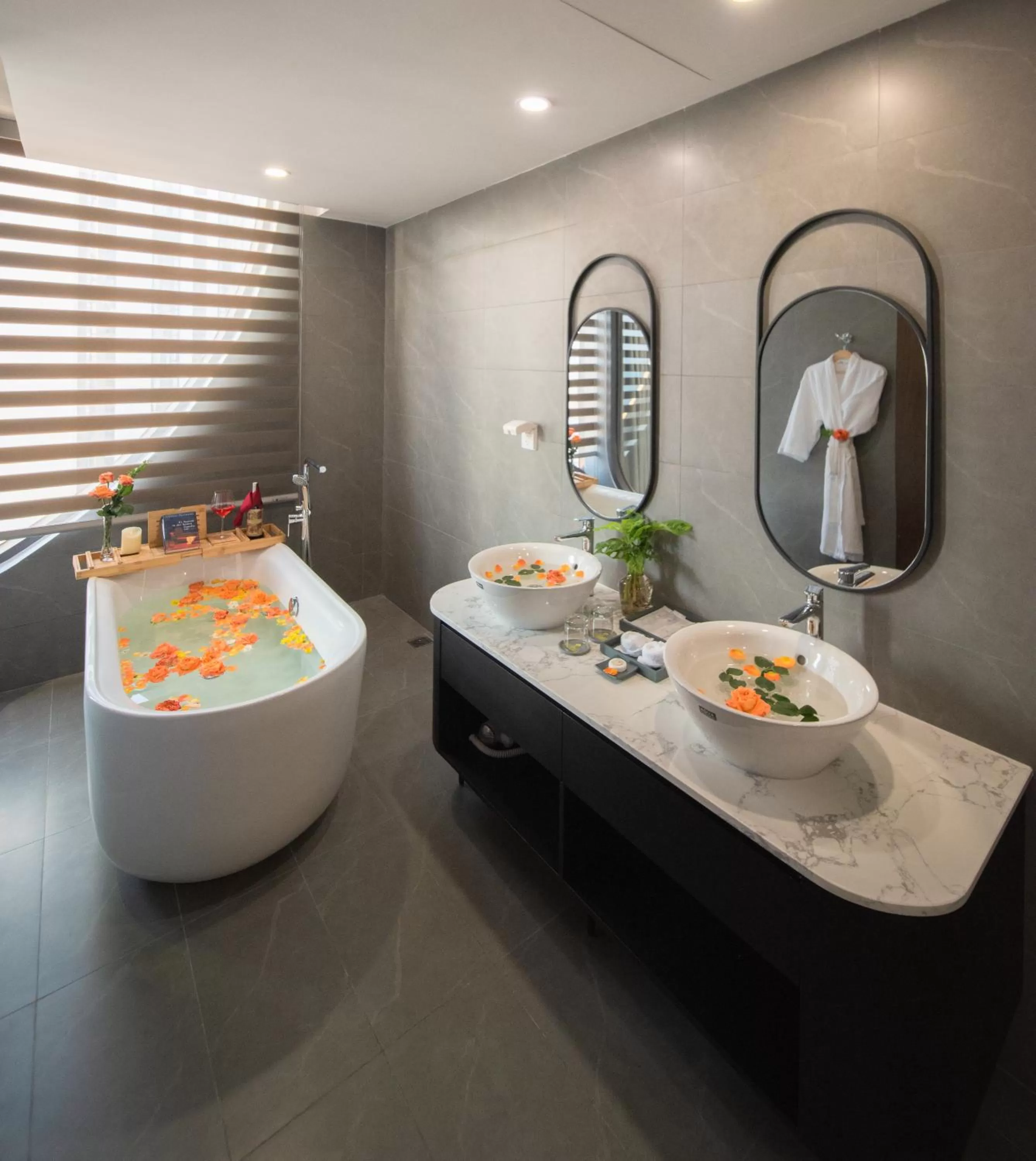 Bath in Grand Tourane Nha Trang Hotel