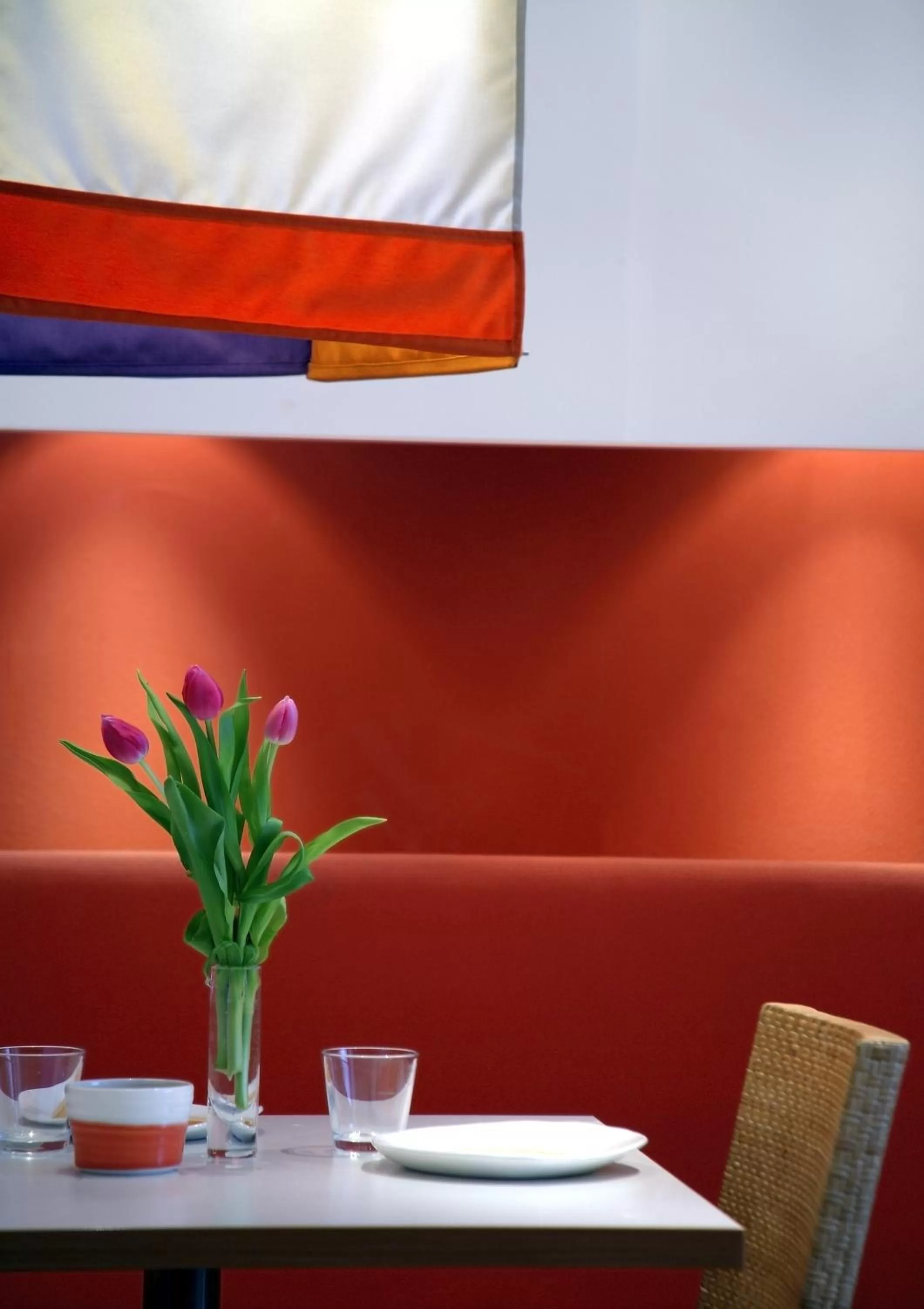 Restaurant/places to eat in 1st Creatif Hotel Elephant